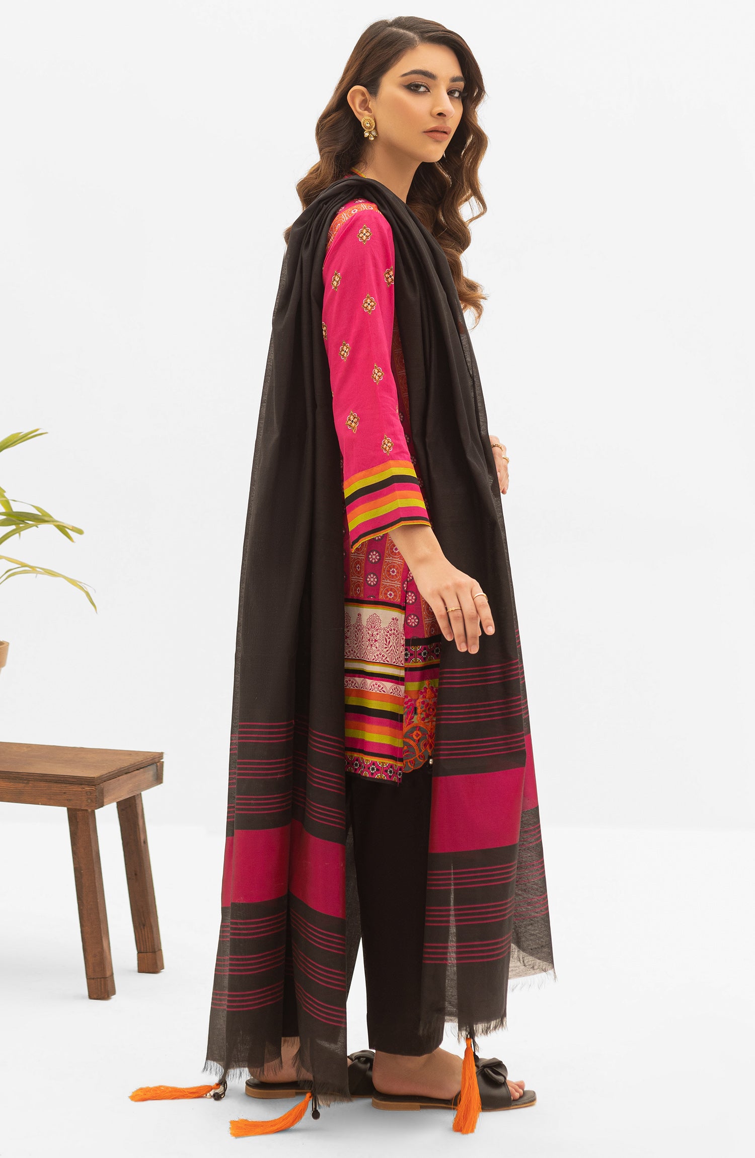 NRDS-22-007/U PINK LAWN  UNSTITCHED SHIRT DUPATTA
