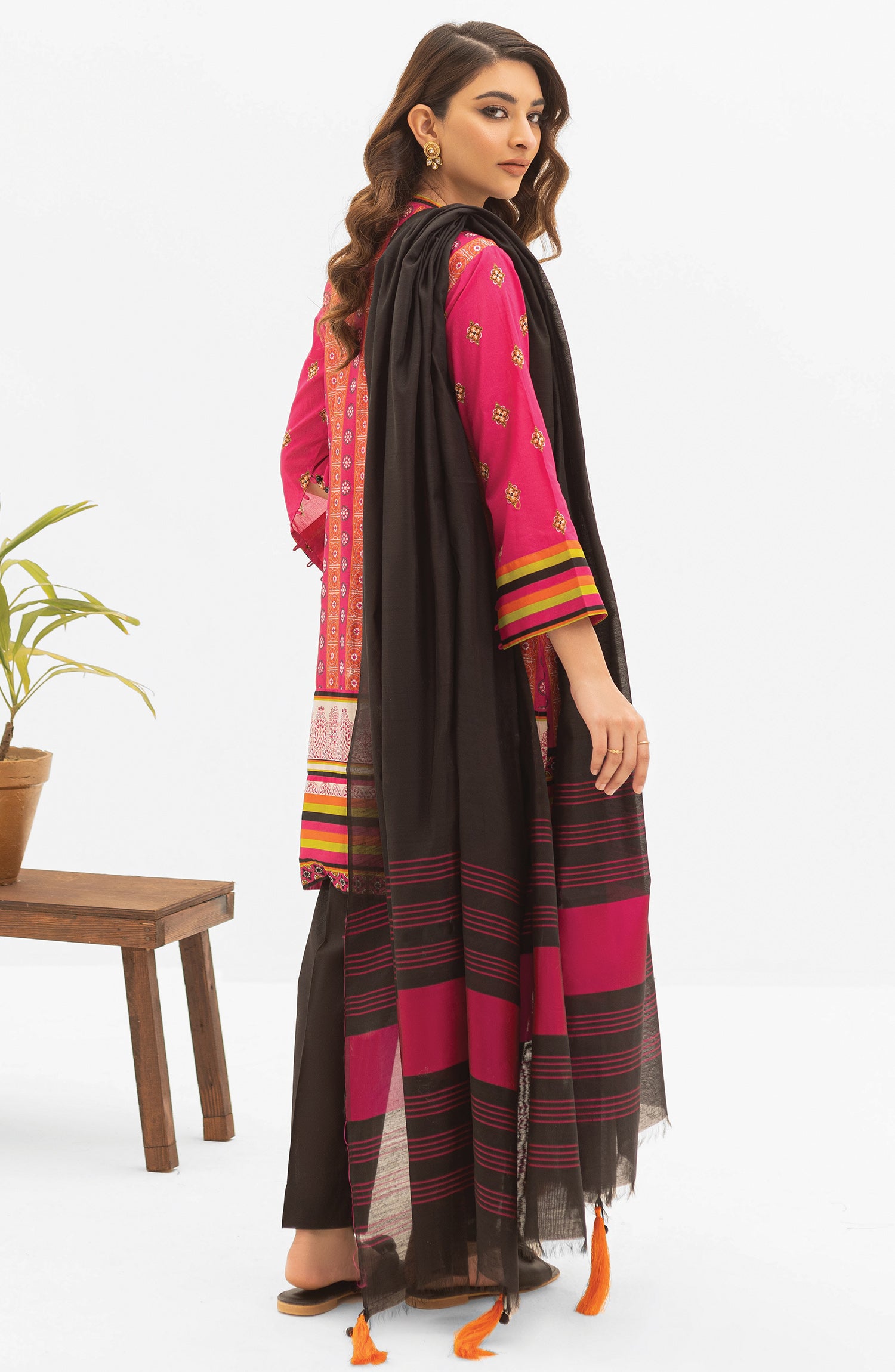 NRDS-22-007/U PINK LAWN  UNSTITCHED SHIRT DUPATTA