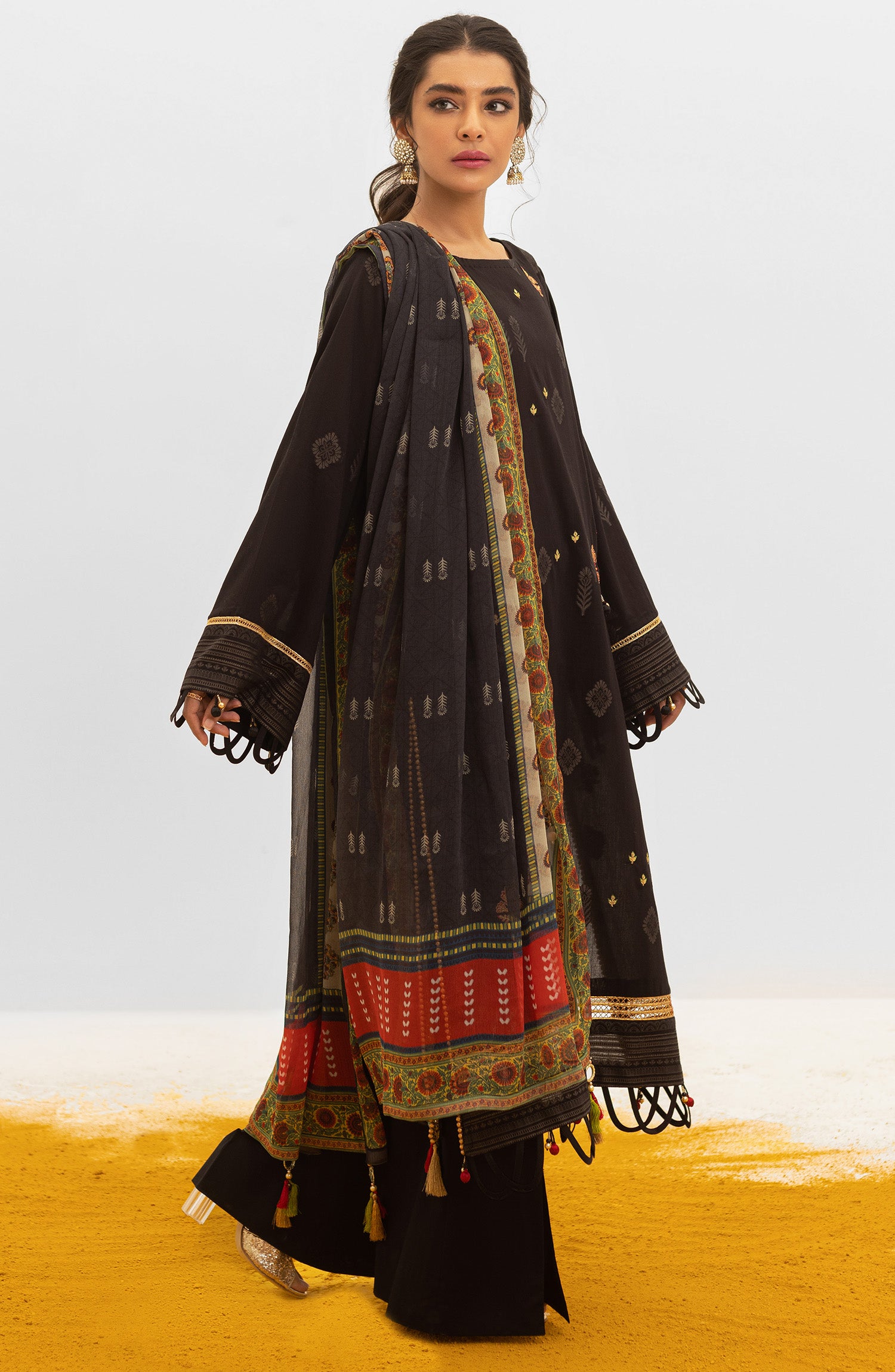 OTL-21-168/U BLACK JACQUARD  UNSTITCHED SHIRT DUPATTA PANTS