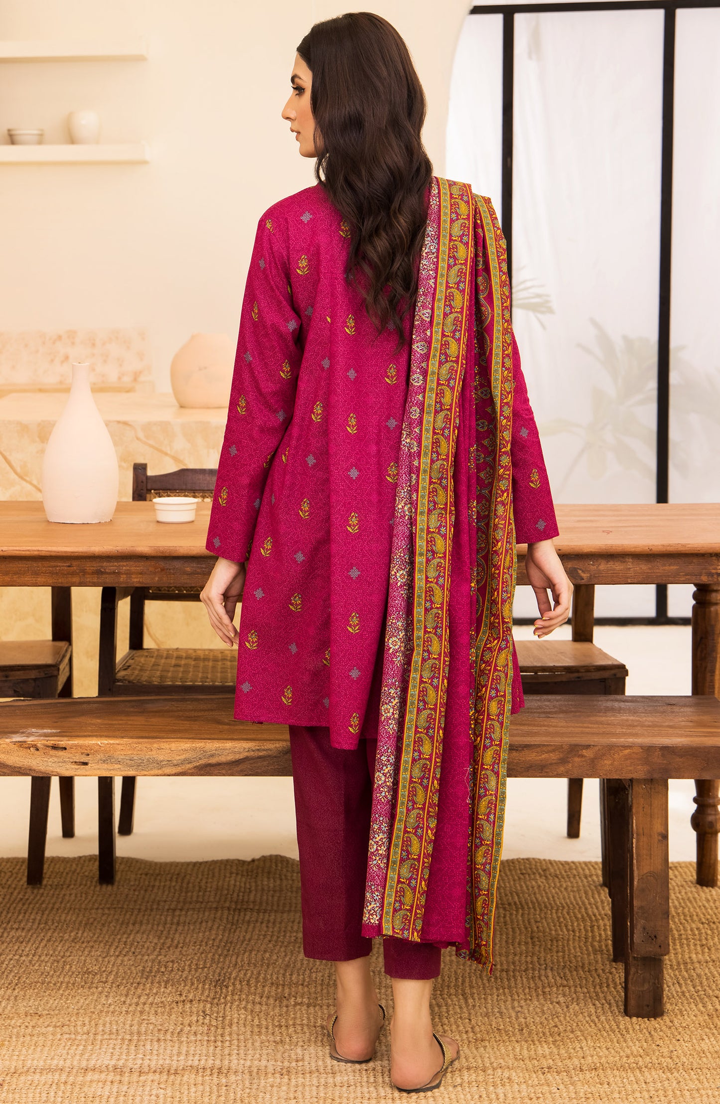 Unstitched 3 Piece Printed Karandi Shirt , Pant and Karandi Shawl Dupatta