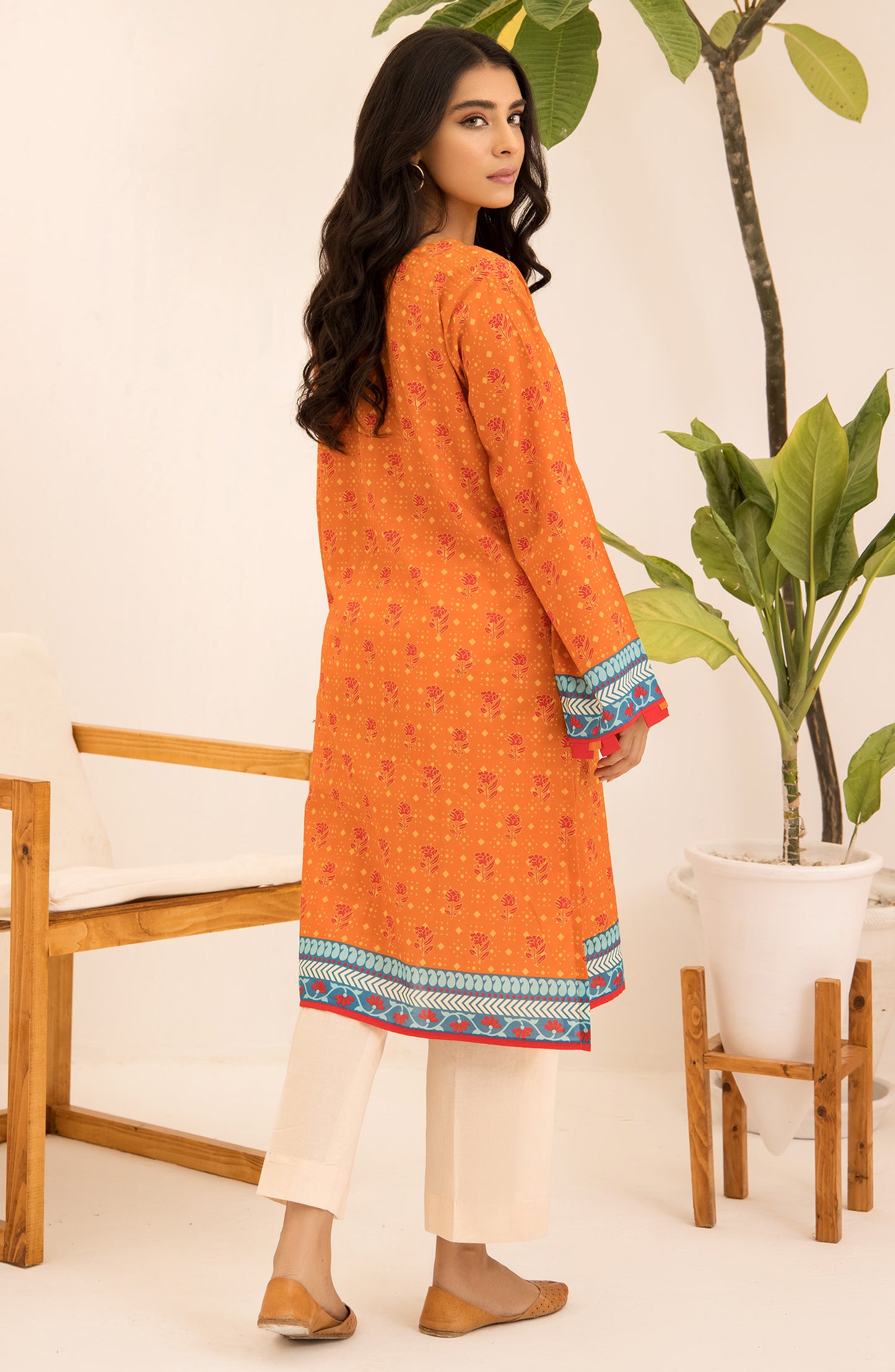 Unstitched 1 Piece Printed Lawn Shirt