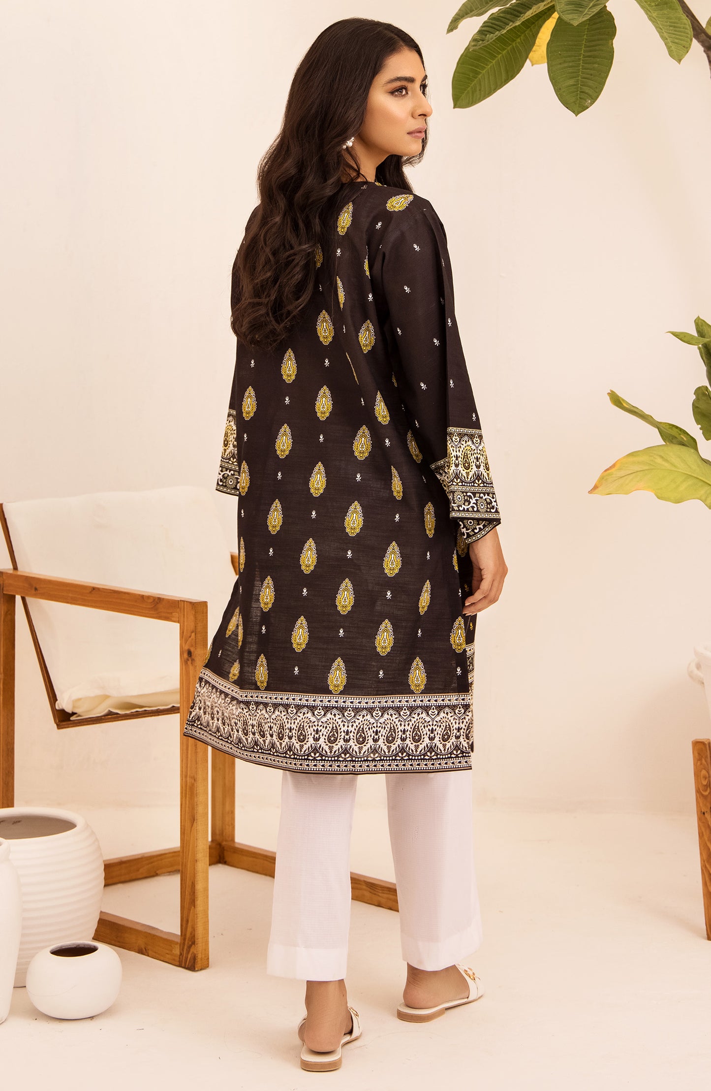 hcs-510-u-black  Unstitched printed khaddar Winter collection shirt 