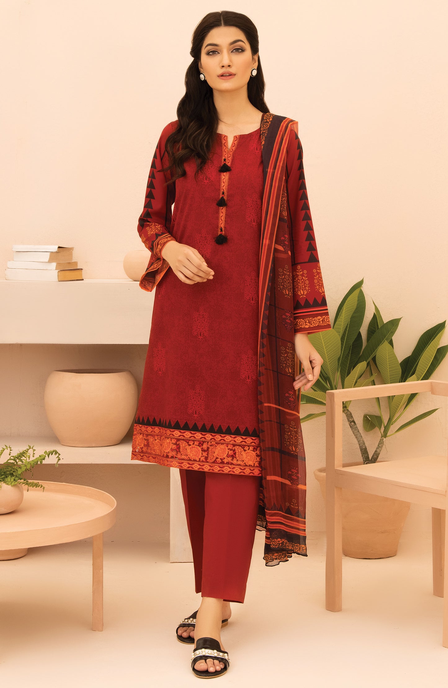 Unstitched 3 Piece Embroidered Heavy Lawn Shirt , Cambric Pant and Chiffon Dupatta
