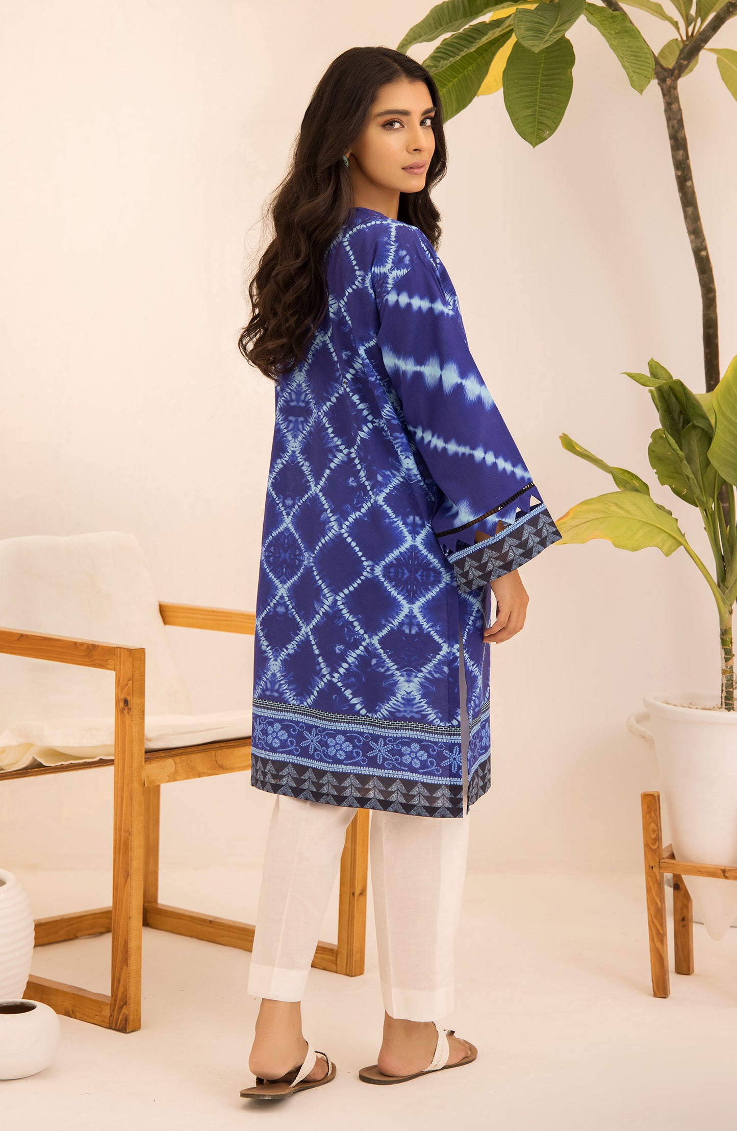 Unstitched 1 Piece Printed Lawn Shirt