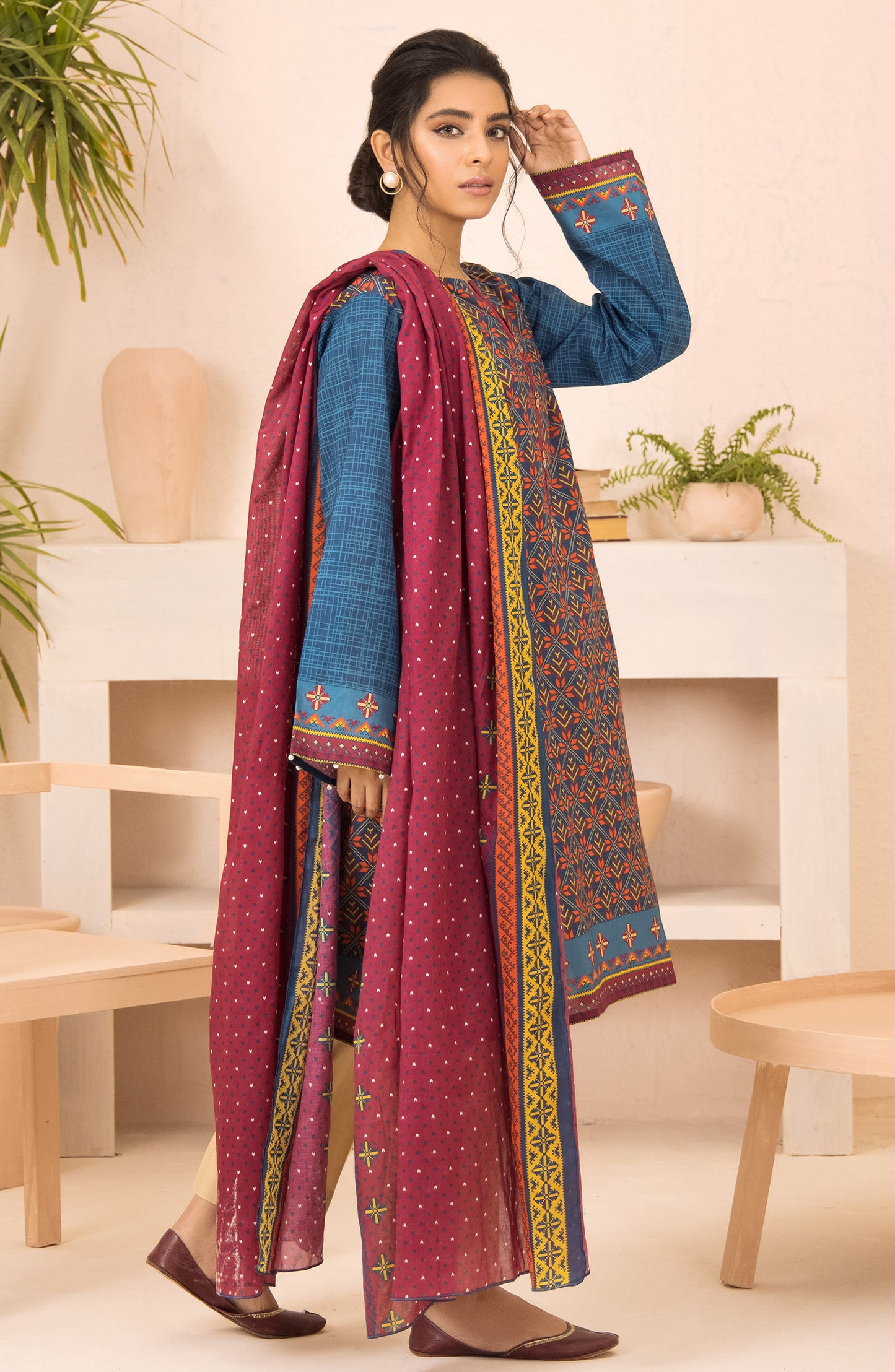 Unstitched 2 Piece Printed Heavy Lawn Shirt and Lawn Dupatta