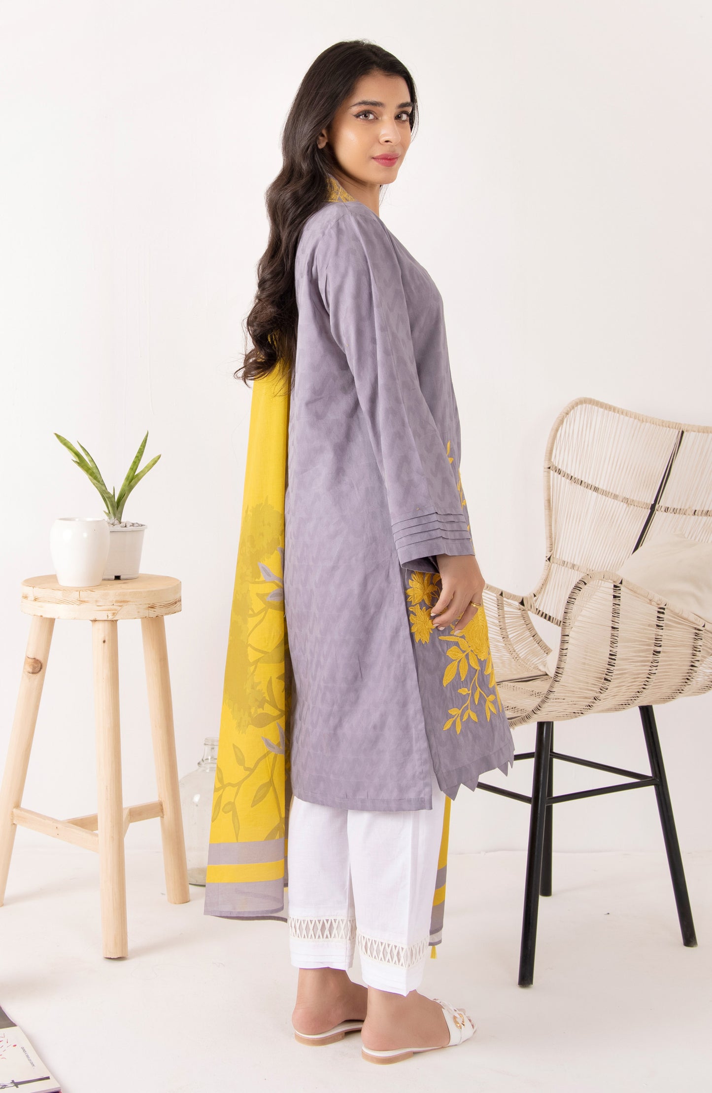 Stitched 2 Piece Embroidered Jacquard Shirt and Lawn Dupatta (NRDS-218/S GREY)