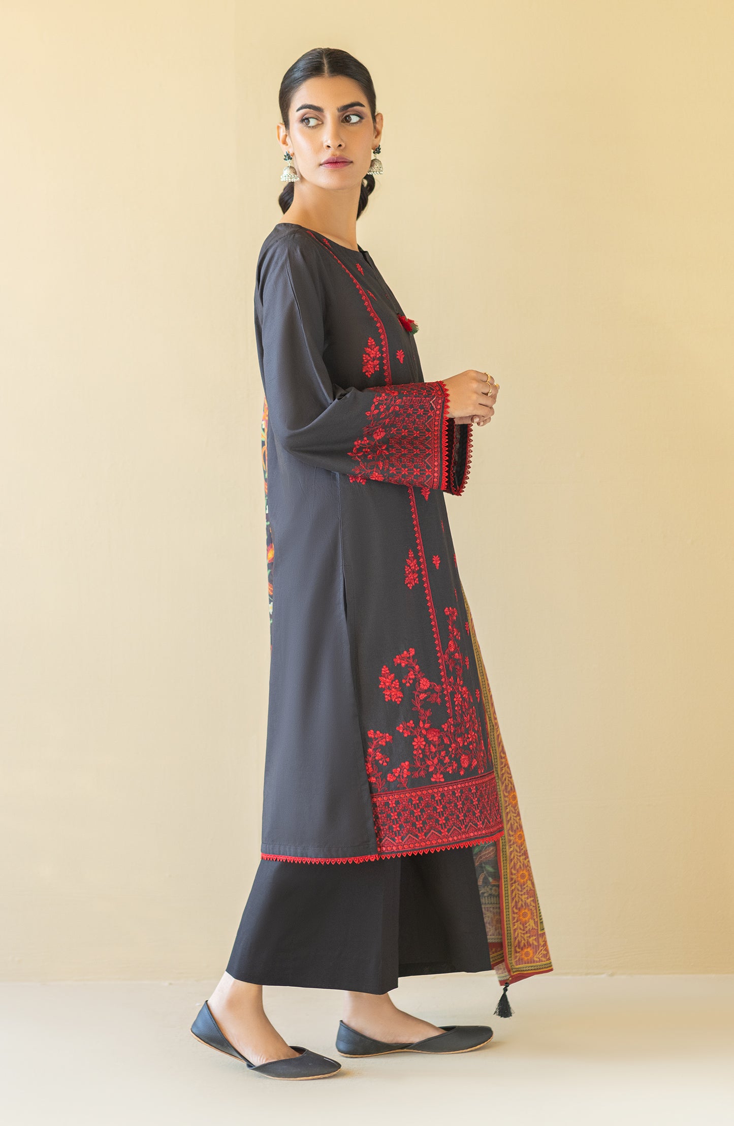 OTL-22-213/U Black CAMBRIC  UNSTITCHED SHIRT DUPATTA PANTS