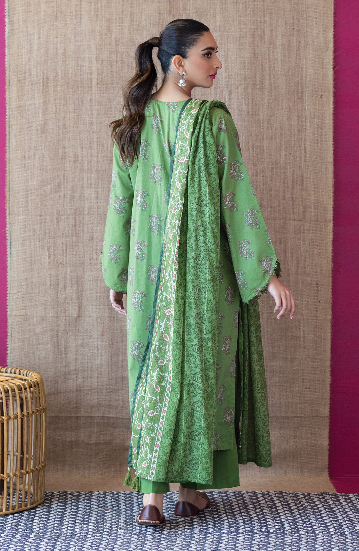 OTL-22-204/U GREEN CAMBRIC  UNSTITCHED SHIRT DUPATTA PANTS