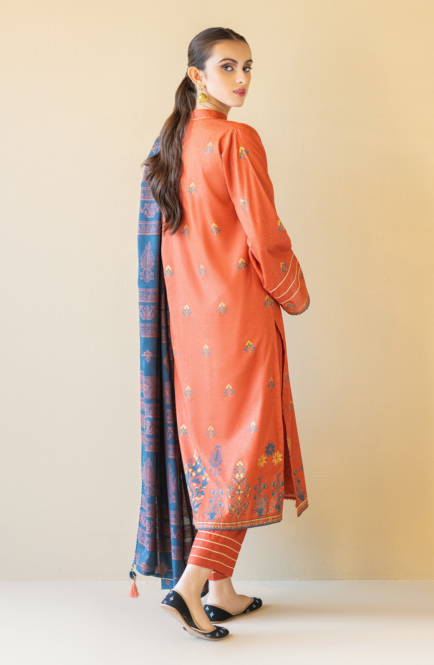 OTL-22-064/U ORANGE KARANDI  UNSTITCHED SHIRT DUPATTA PANTS