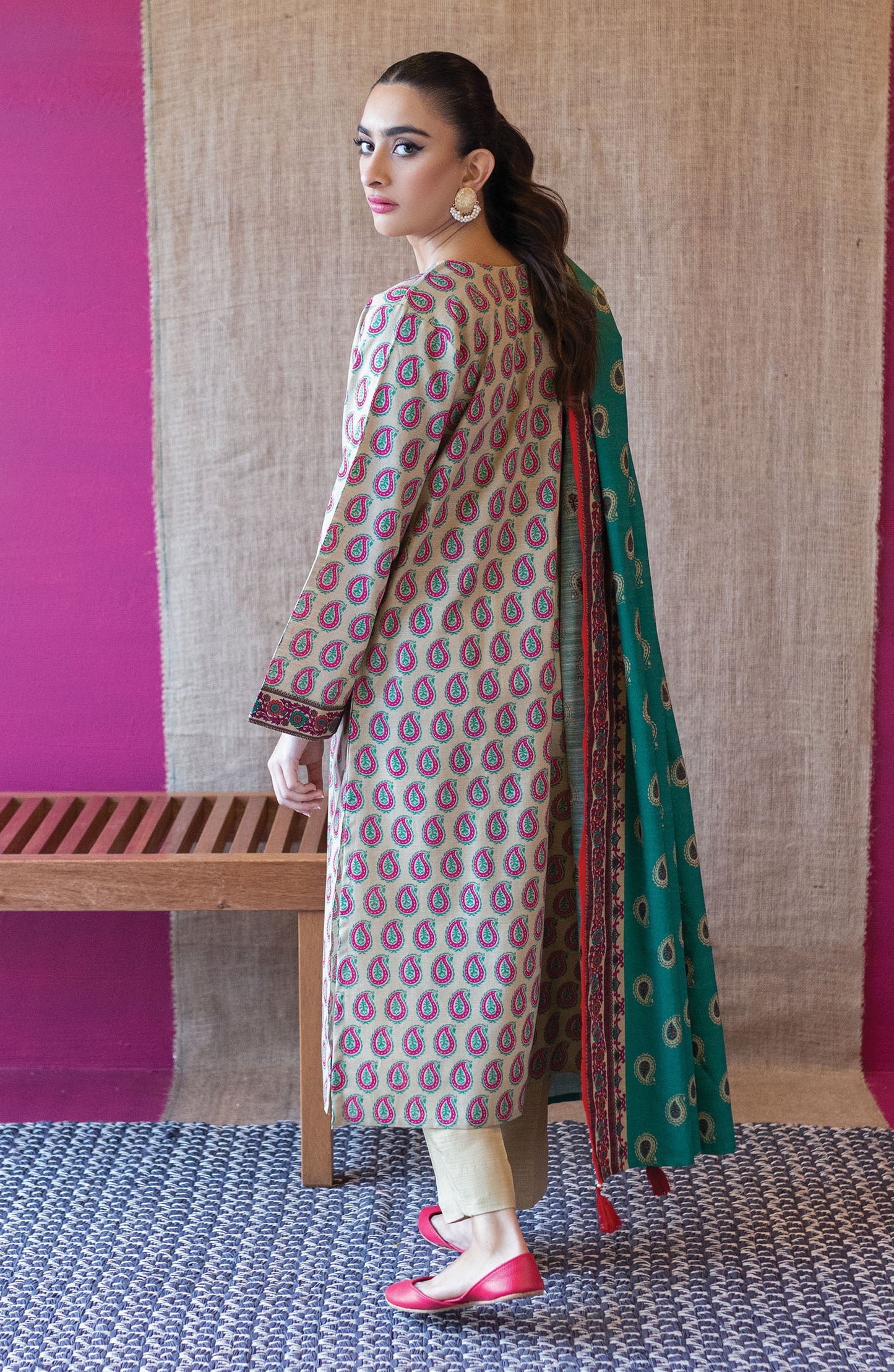 OTL-22-231/U BEIGE KHADDAR  UNSTITCHED SHIRT DUPATTA PANTS