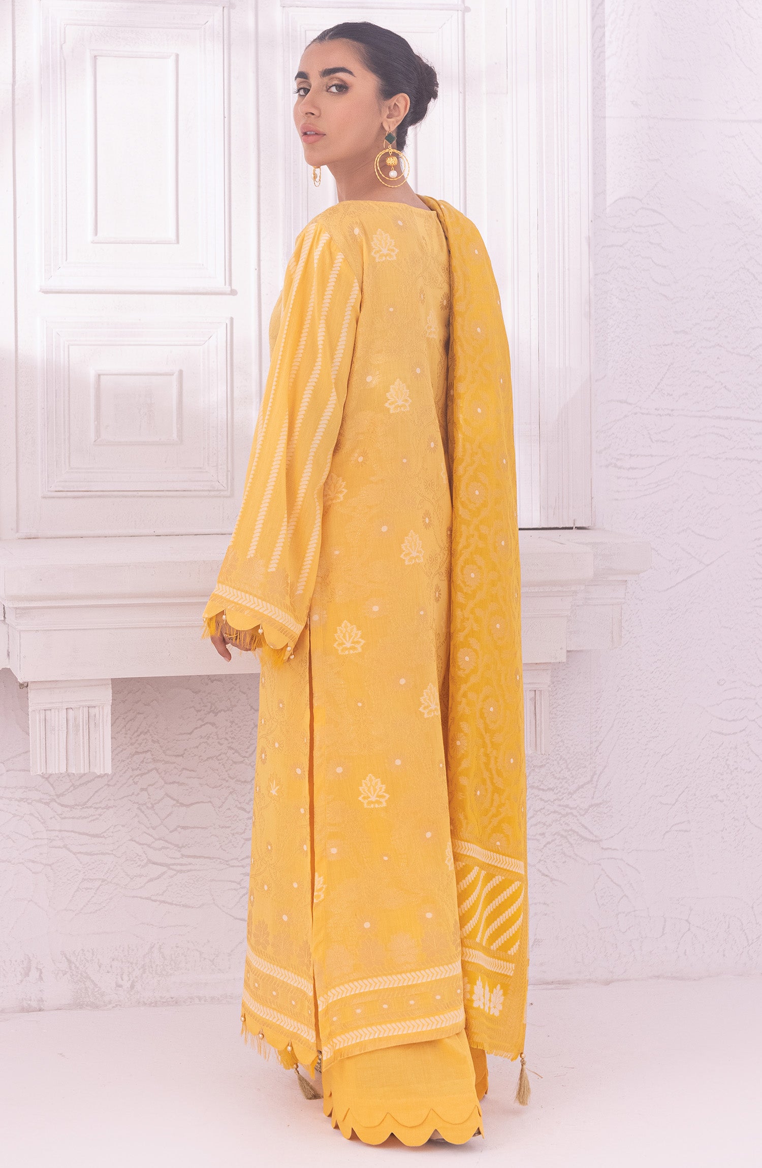 OTLF-22-010/U GOLDEN JACQUARD  UNSTITCHED SHIRT DUPATTA PANTS