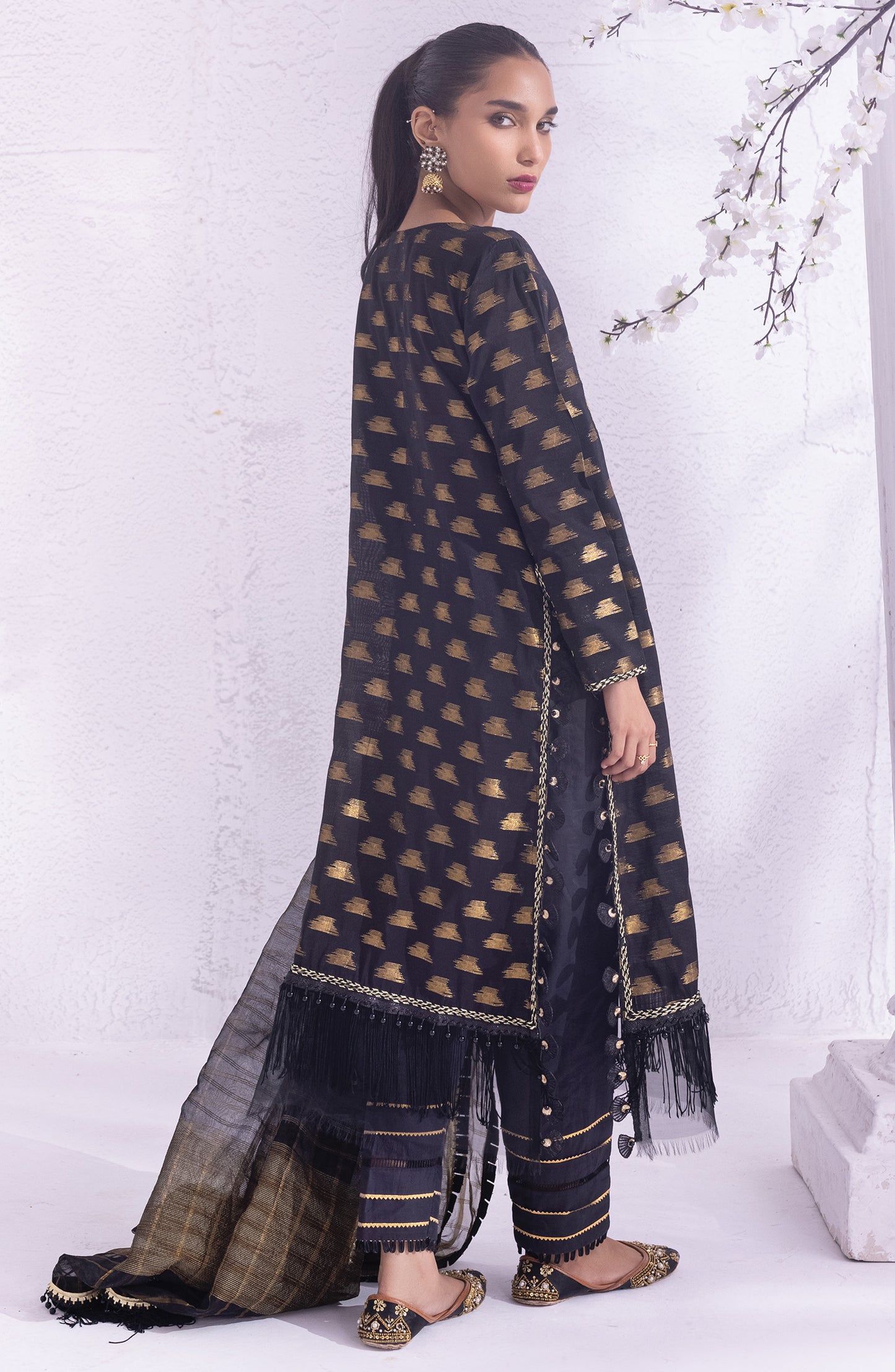 OTLF-22-004/U BLACK JACQUARD  UNSTITCHED SHIRT DUPATTA PANTS