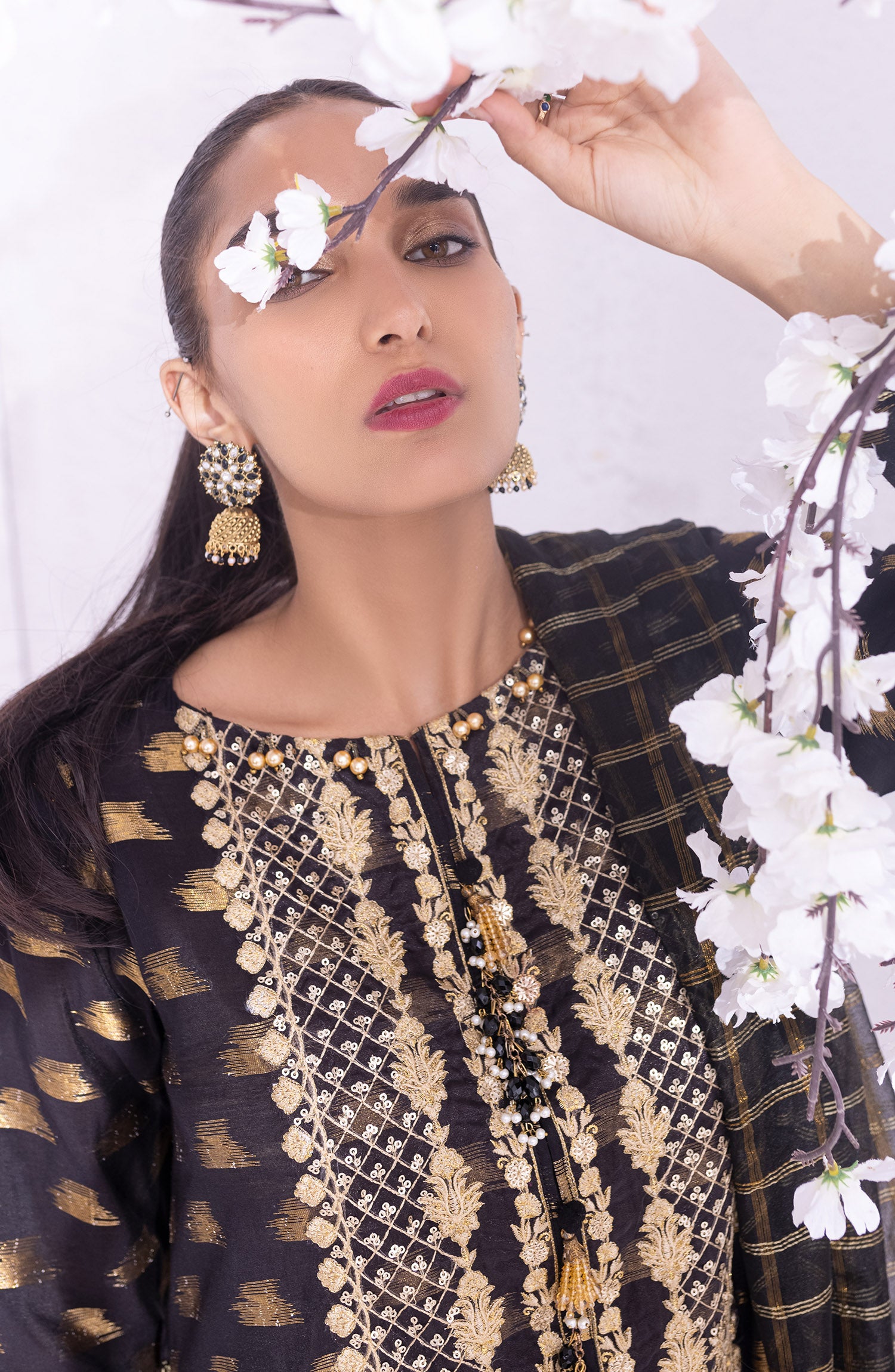 OTLF-22-004/U BLACK JACQUARD  UNSTITCHED SHIRT DUPATTA PANTS