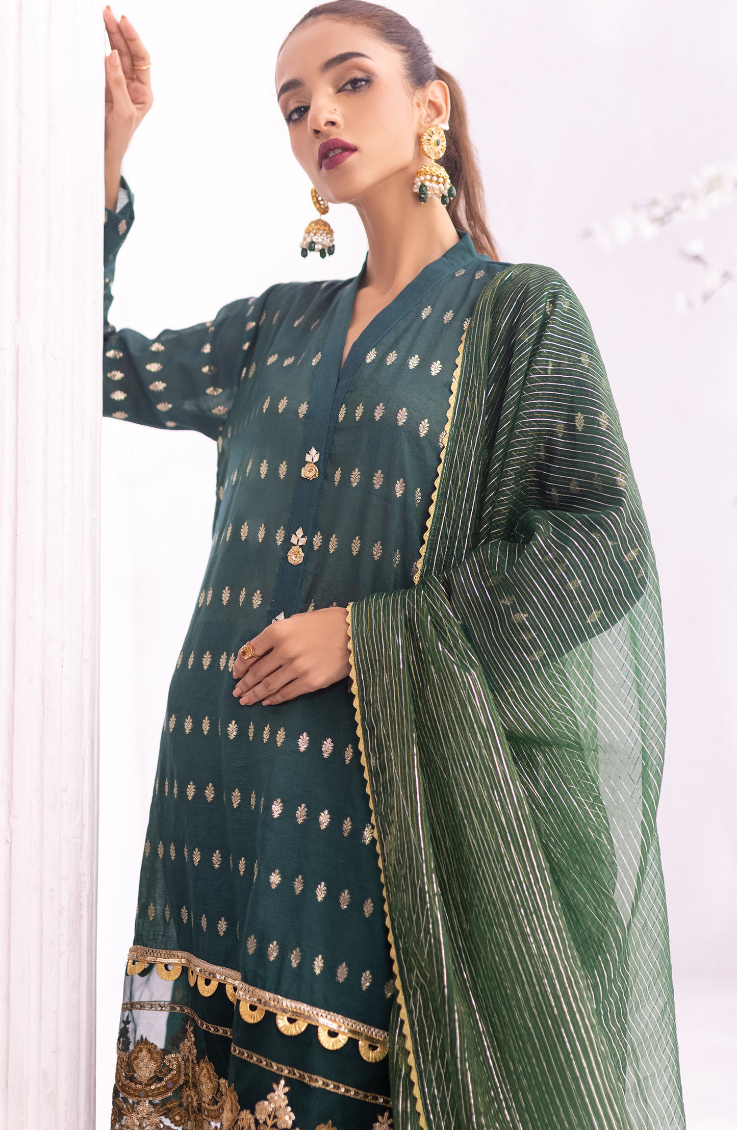 OTLF-22-006/U GREEN JACQUARD  UNSTITCHED SHIRT DUPATTA PANTS