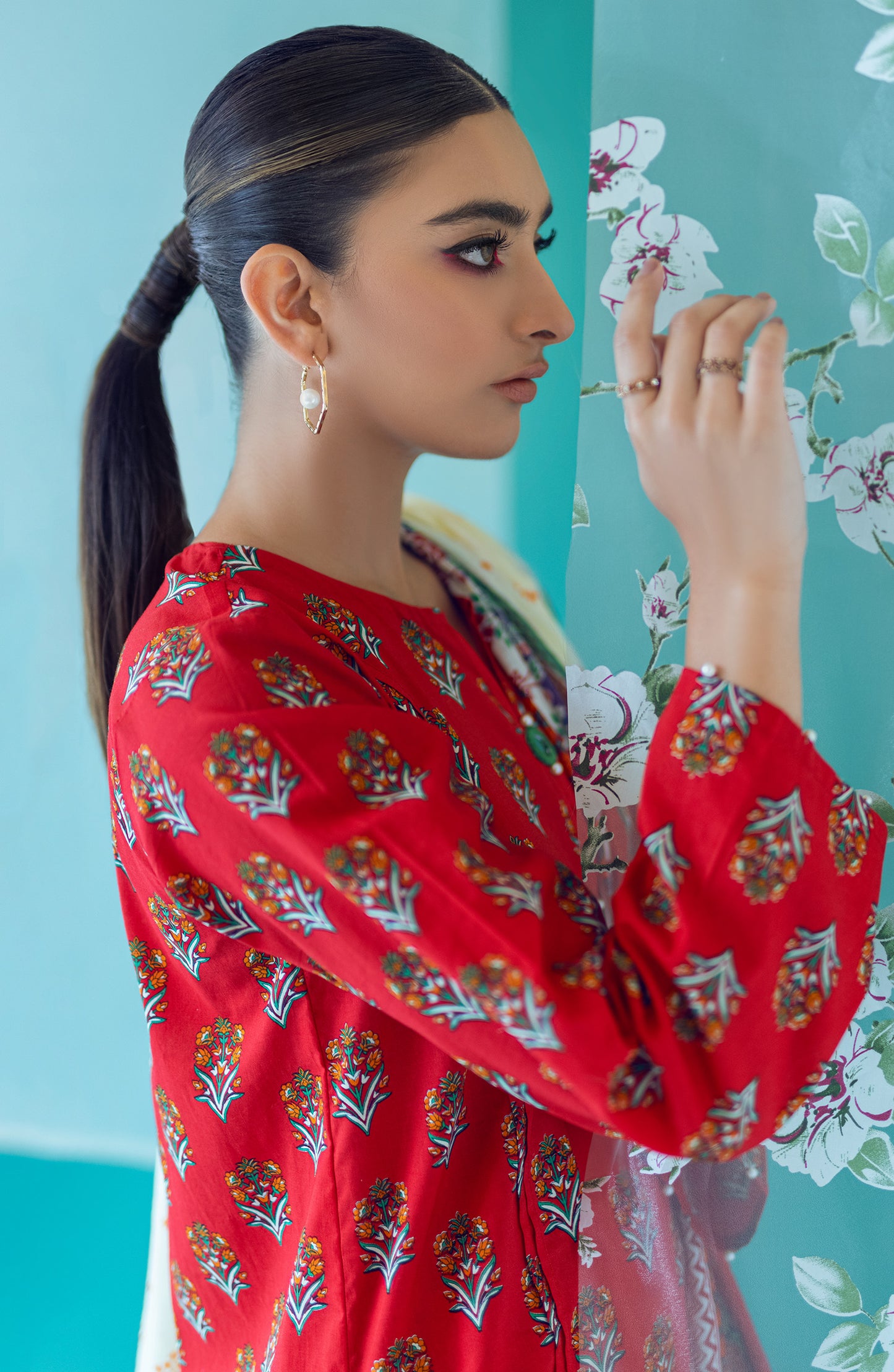 OTL-22-206/U RED LAWN  UNSTITCHED SHIRT DUPATTA PANTS