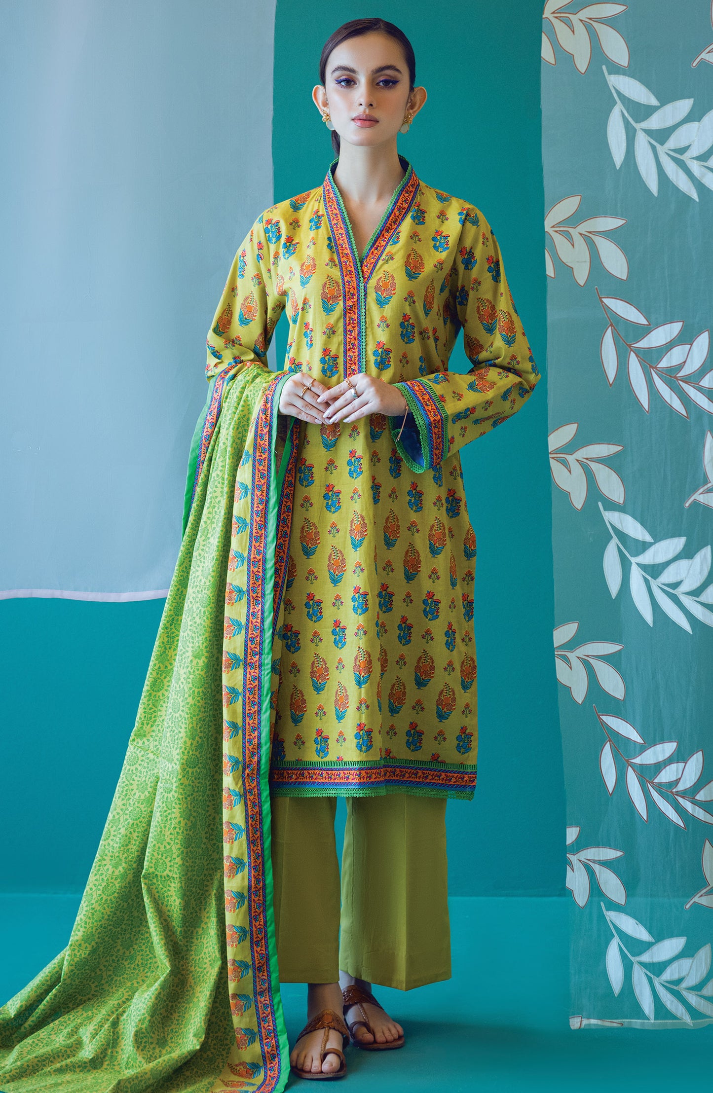 OTL-22-195/U GREEN LAWN  UNSTITCHED SHIRT DUPATTA PANTS