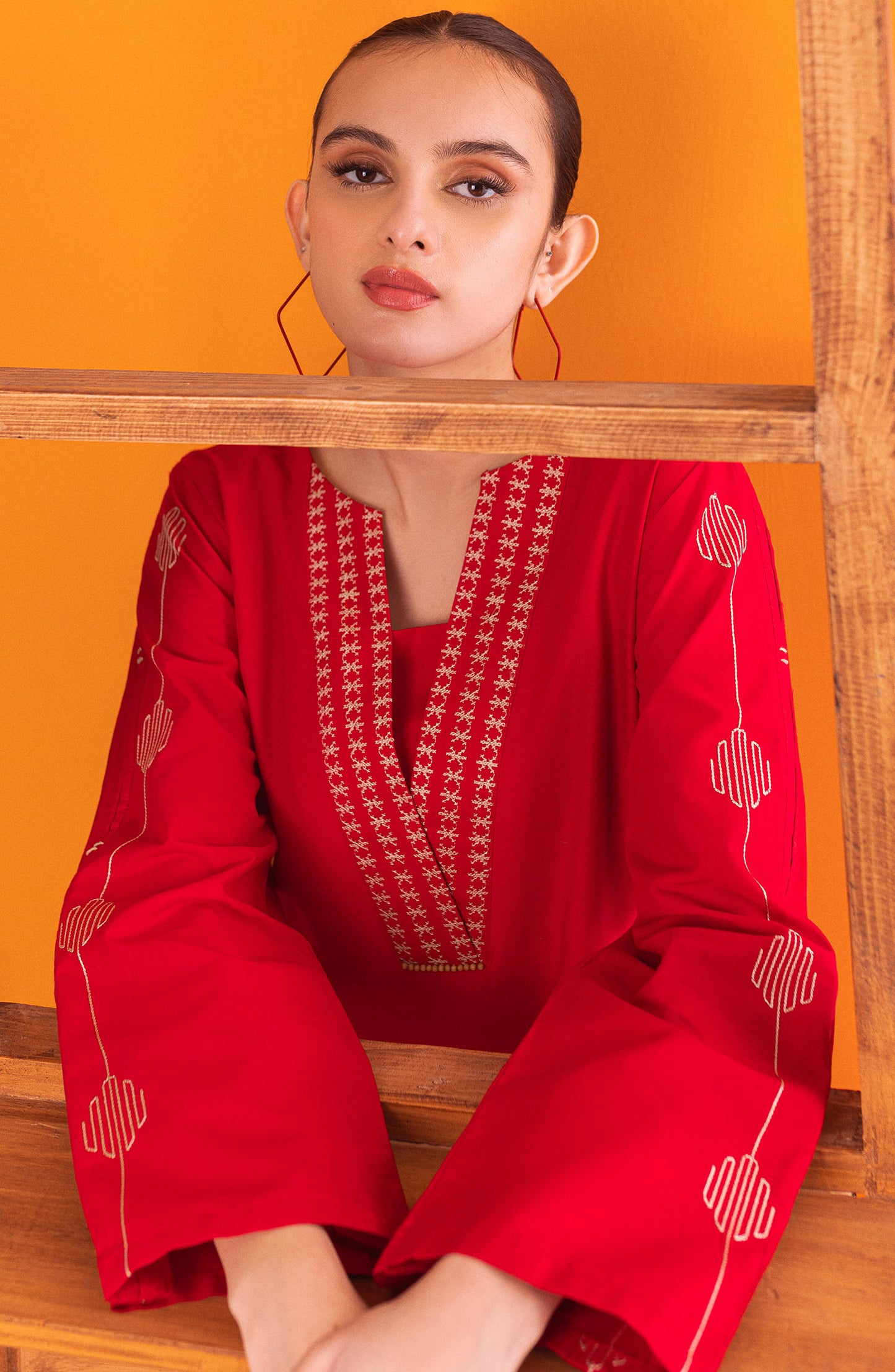 NHC-S-23-003 RED LAWN SCSHIRT READY TO WEAR SHIRT