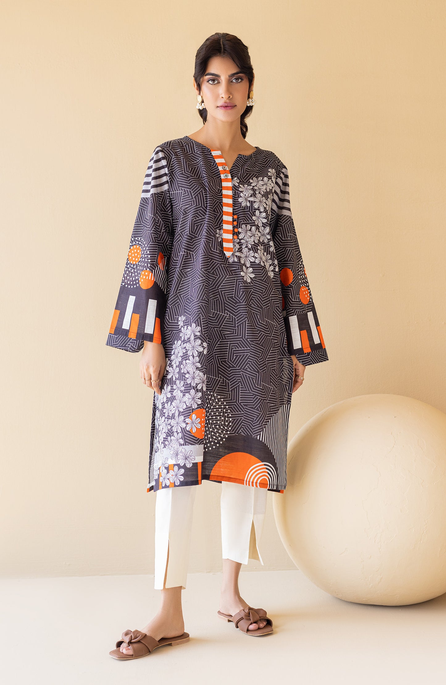 HCS-S-22-101/U BLACK KHADDAR SCSHIRT UNSTITCHED SHIRT