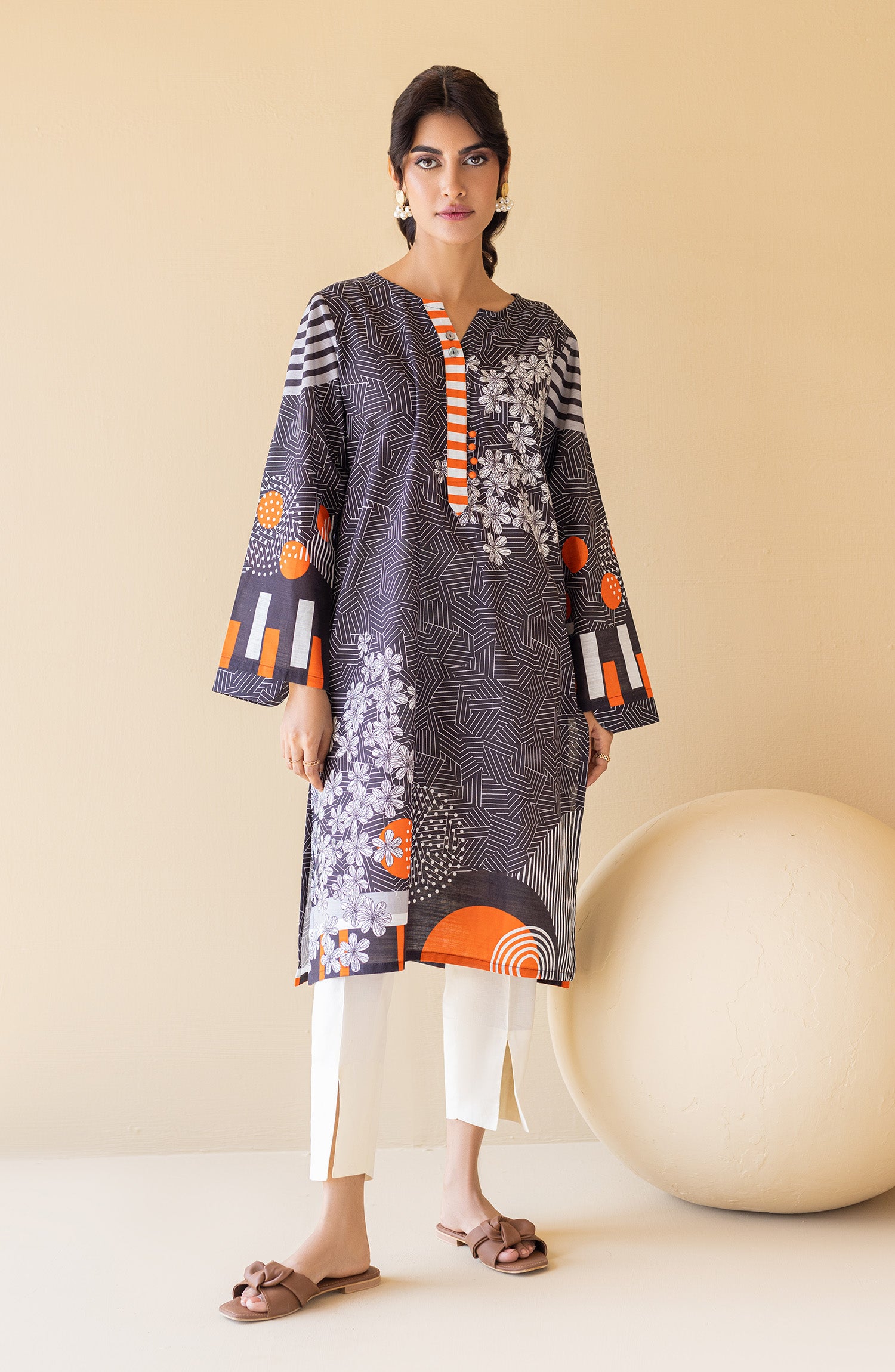 HCS-S-22-101/U BLACK KHADDAR SCSHIRT UNSTITCHED SHIRT