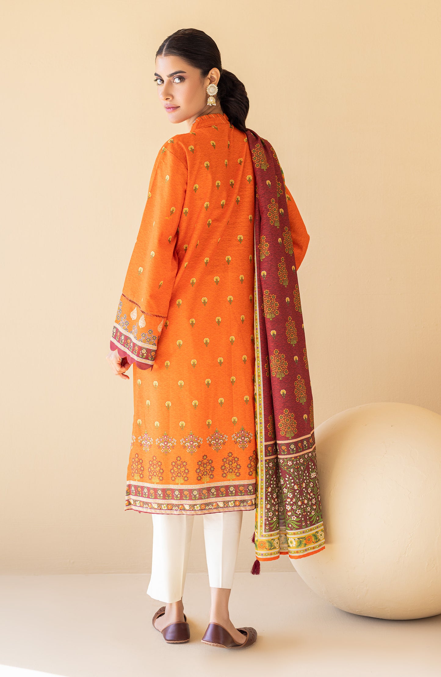 NRDS-22-044/U ORANGE KHADDAR  UNSTITCHED SHIRT DUPATTA