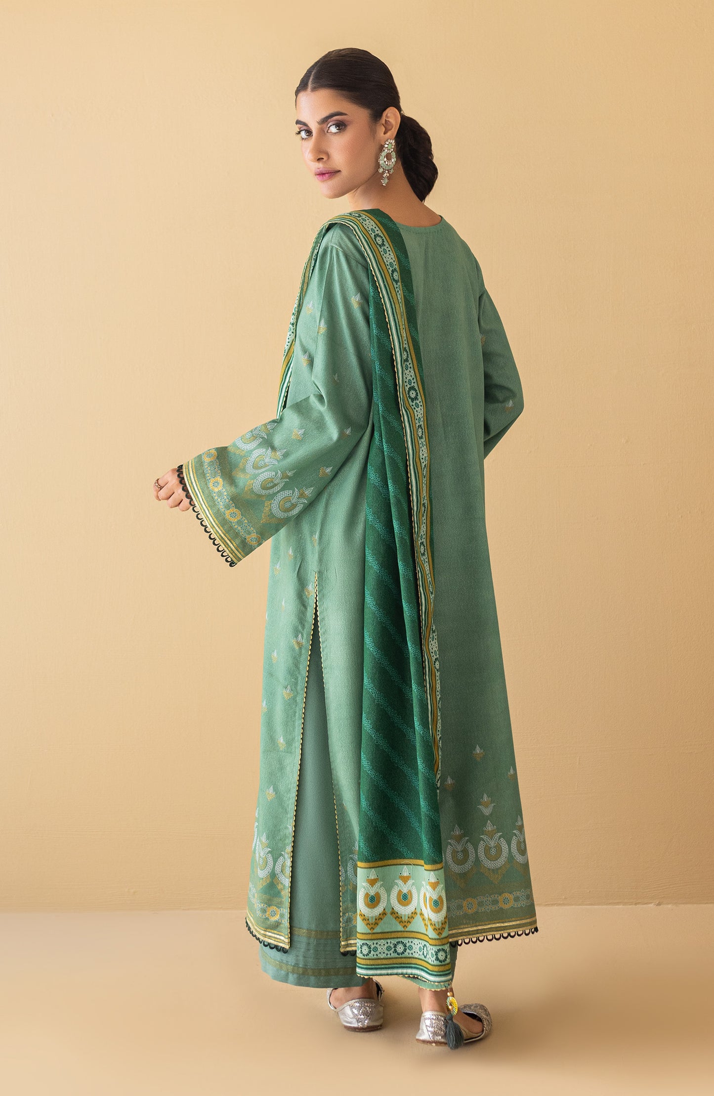OTL-22-248/U GREEN KARANDI  UNSTITCHED SHIRT DUPATTA PANTS