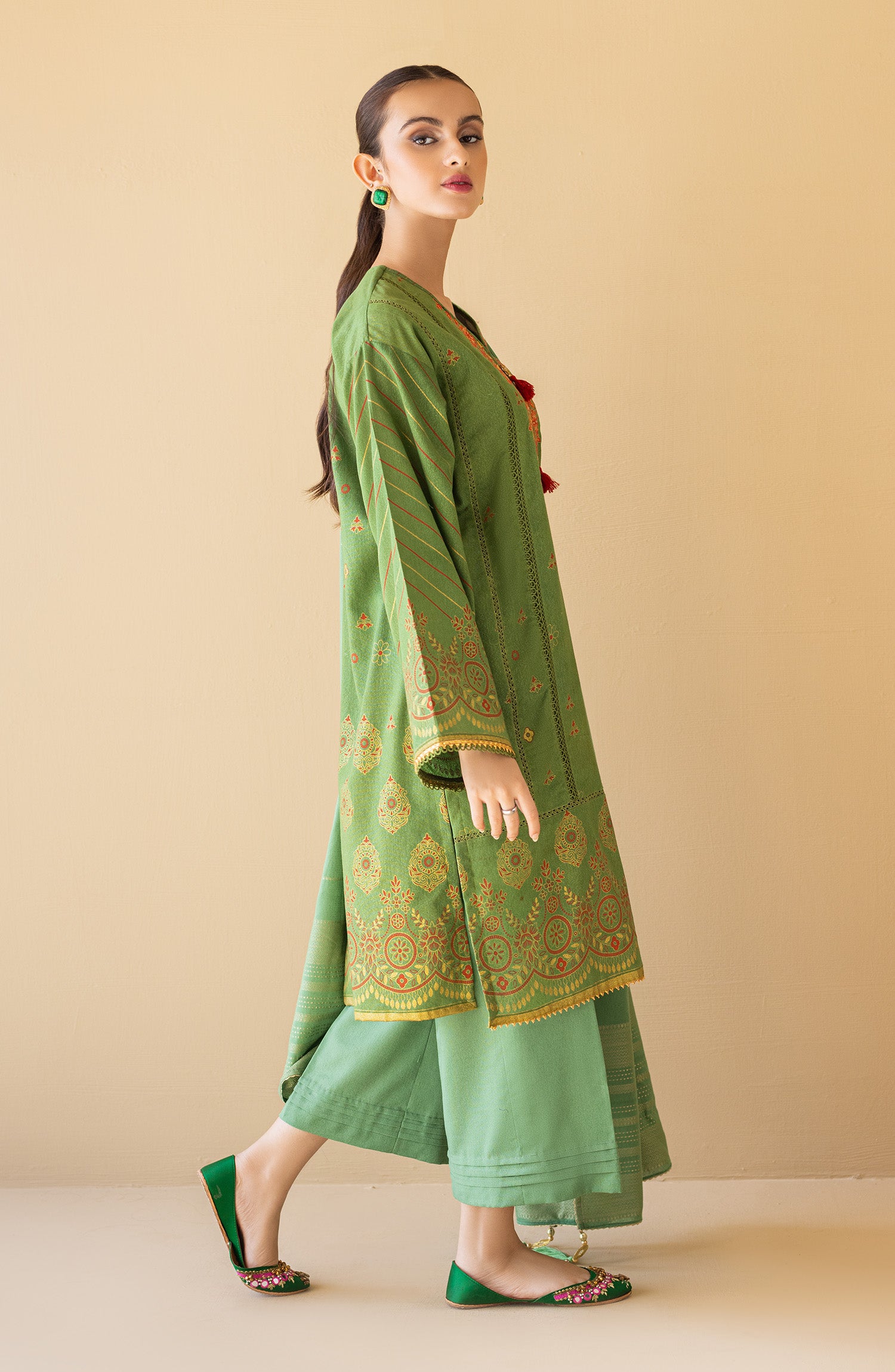 OTL-22-092/U GREEN KARANDI  UNSTITCHED SHIRT DUPATTA PANTS