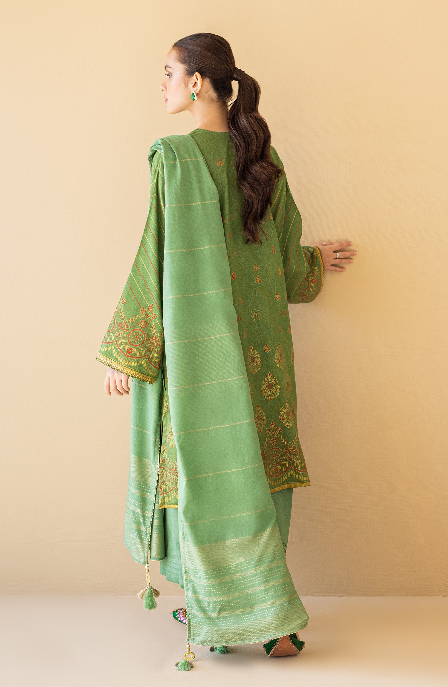 OTL-22-092/U GREEN KARANDI  UNSTITCHED SHIRT DUPATTA PANTS