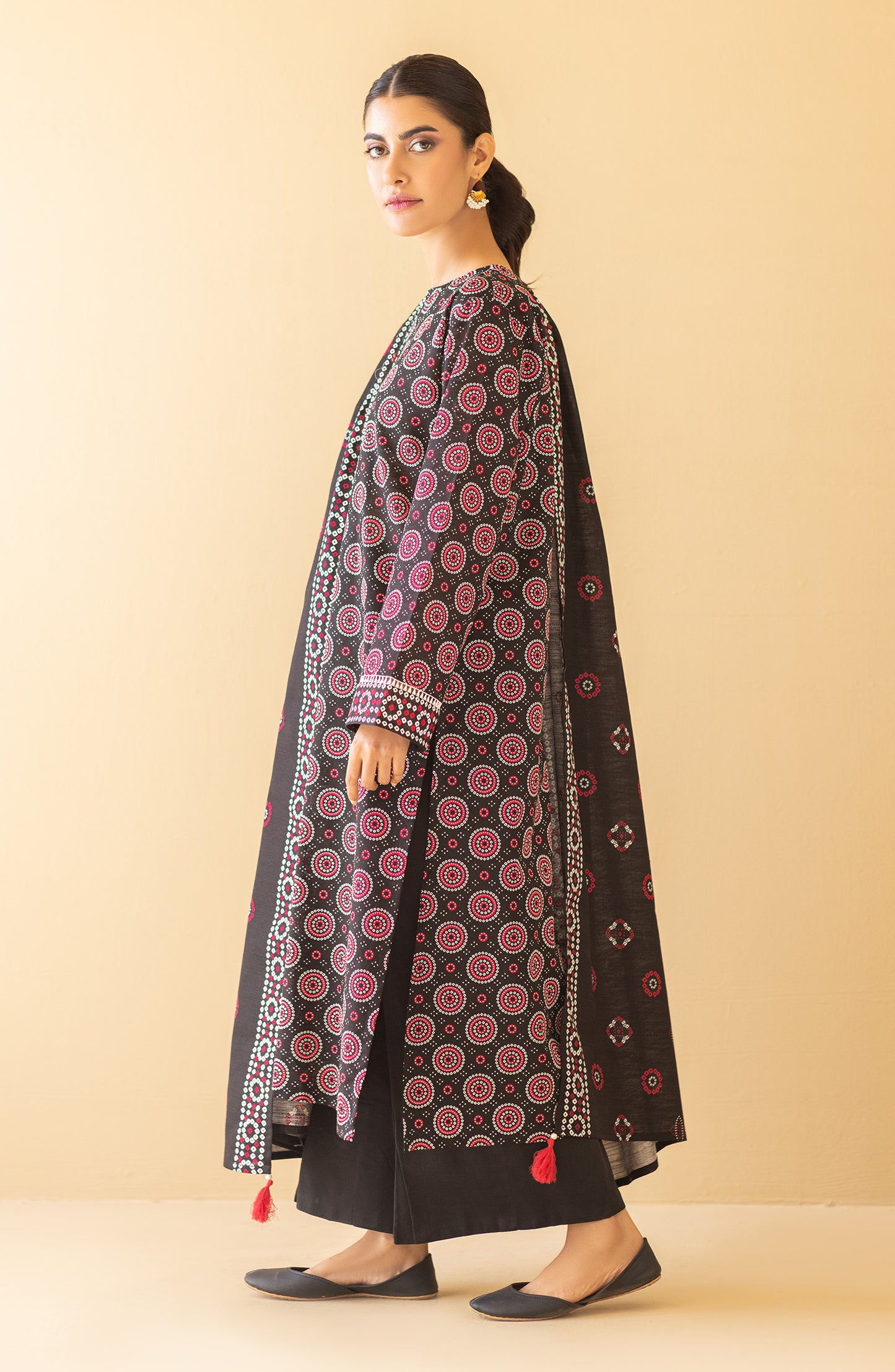 OTL-22-244/U BLACK KHADDAR  UNSTITCHED SHIRT DUPATTA PANTS