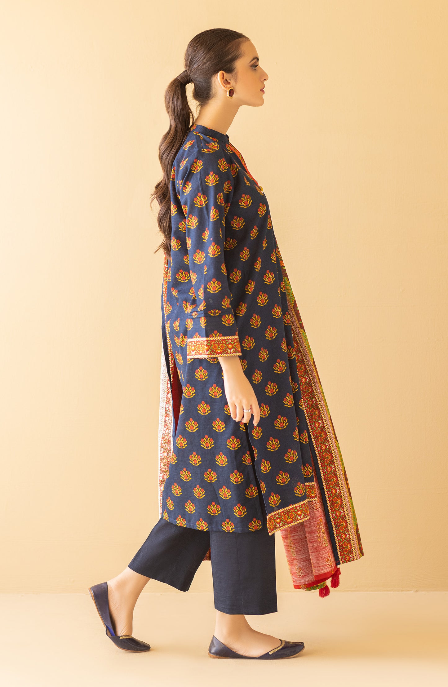 OTL-22-251/U BLUE KHADDAR  UNSTITCHED SHIRT DUPATTA PANTS