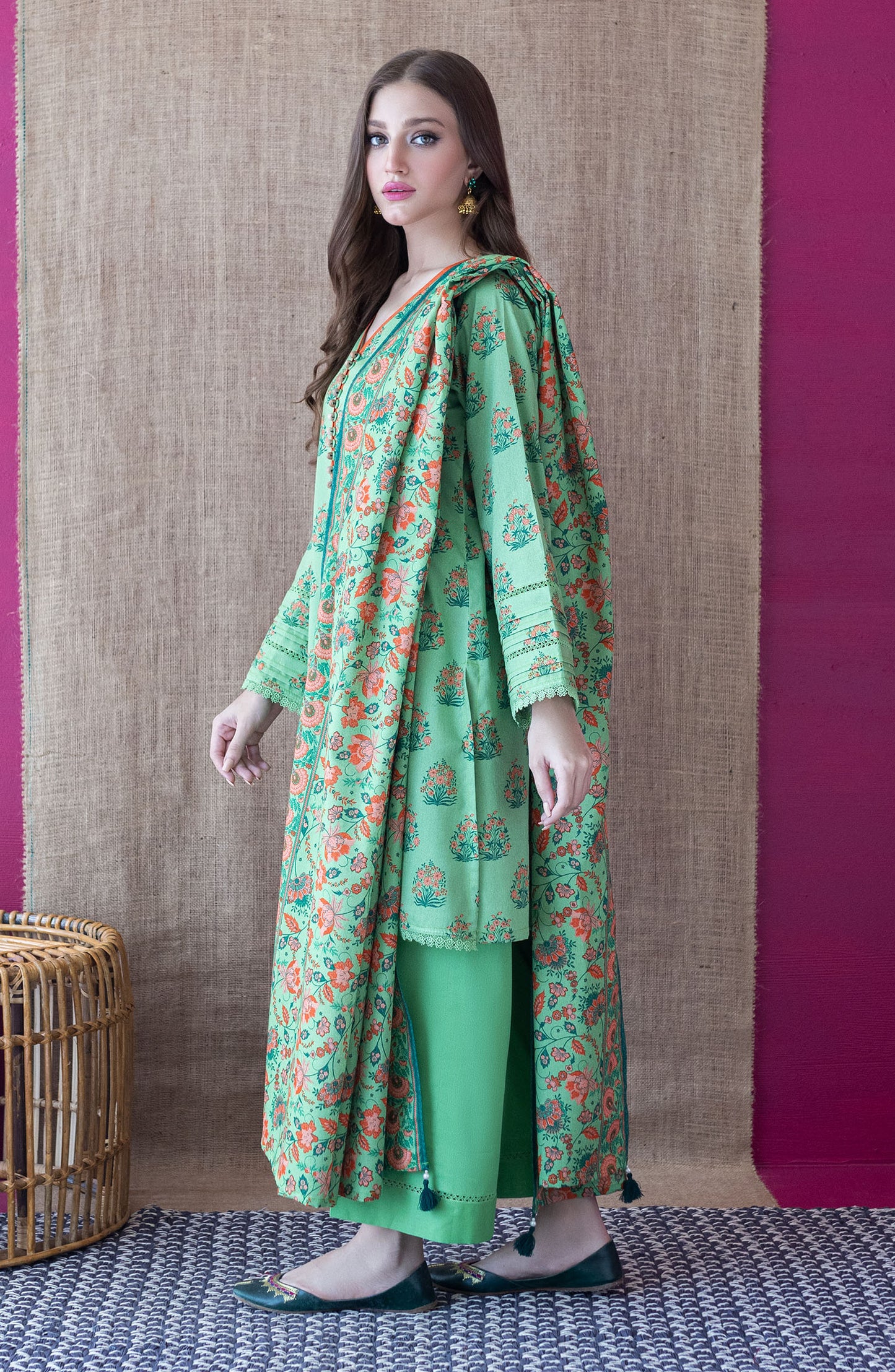 OTL-22-217/U GREEN KARANDI  UNSTITCHED SHIRT DUPATTA PANTS