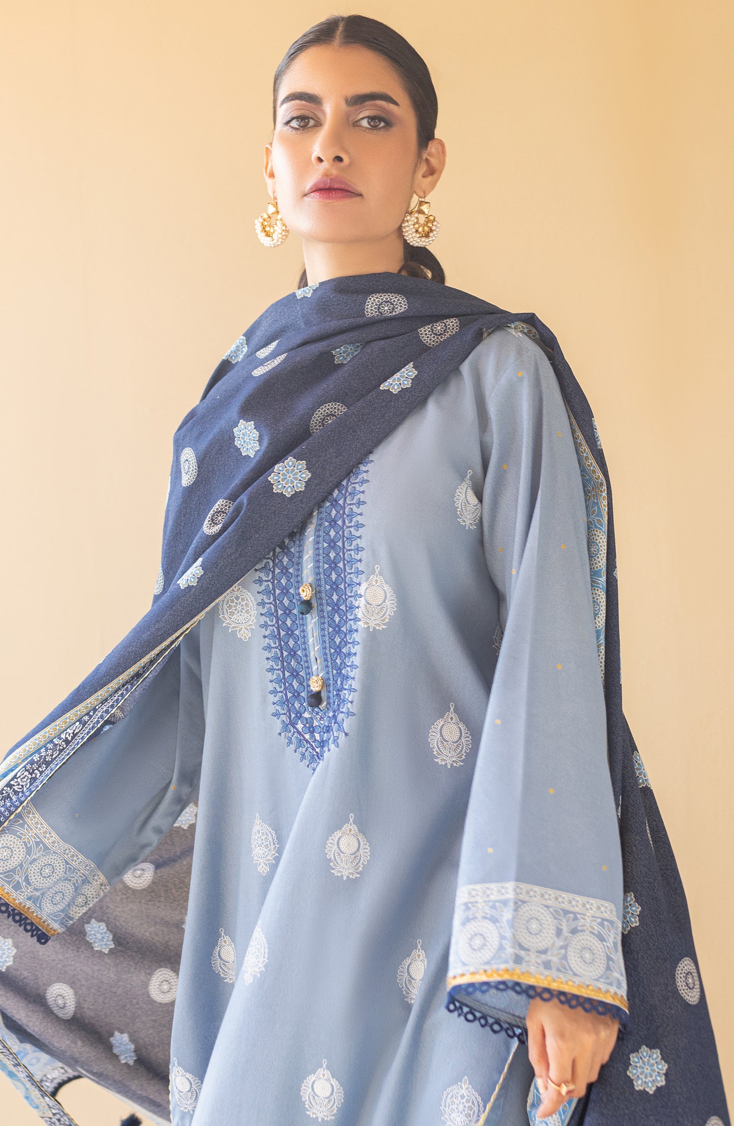 OTL-22-246/U BLUE KARANDI  UNSTITCHED SHIRT DUPATTA PANTS