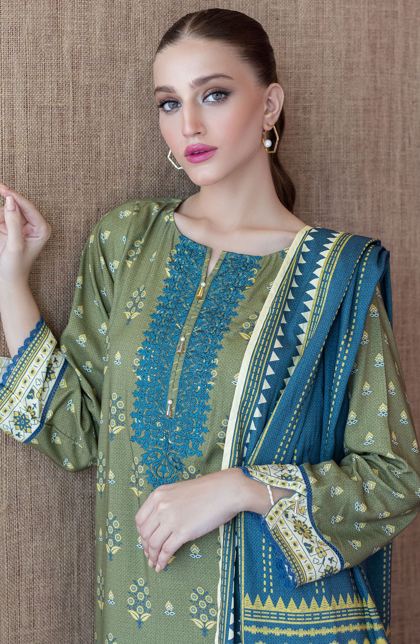 OTL-22-158/U GREEN LINEN  UNSTITCHED SHIRT DUPATTA PANTS