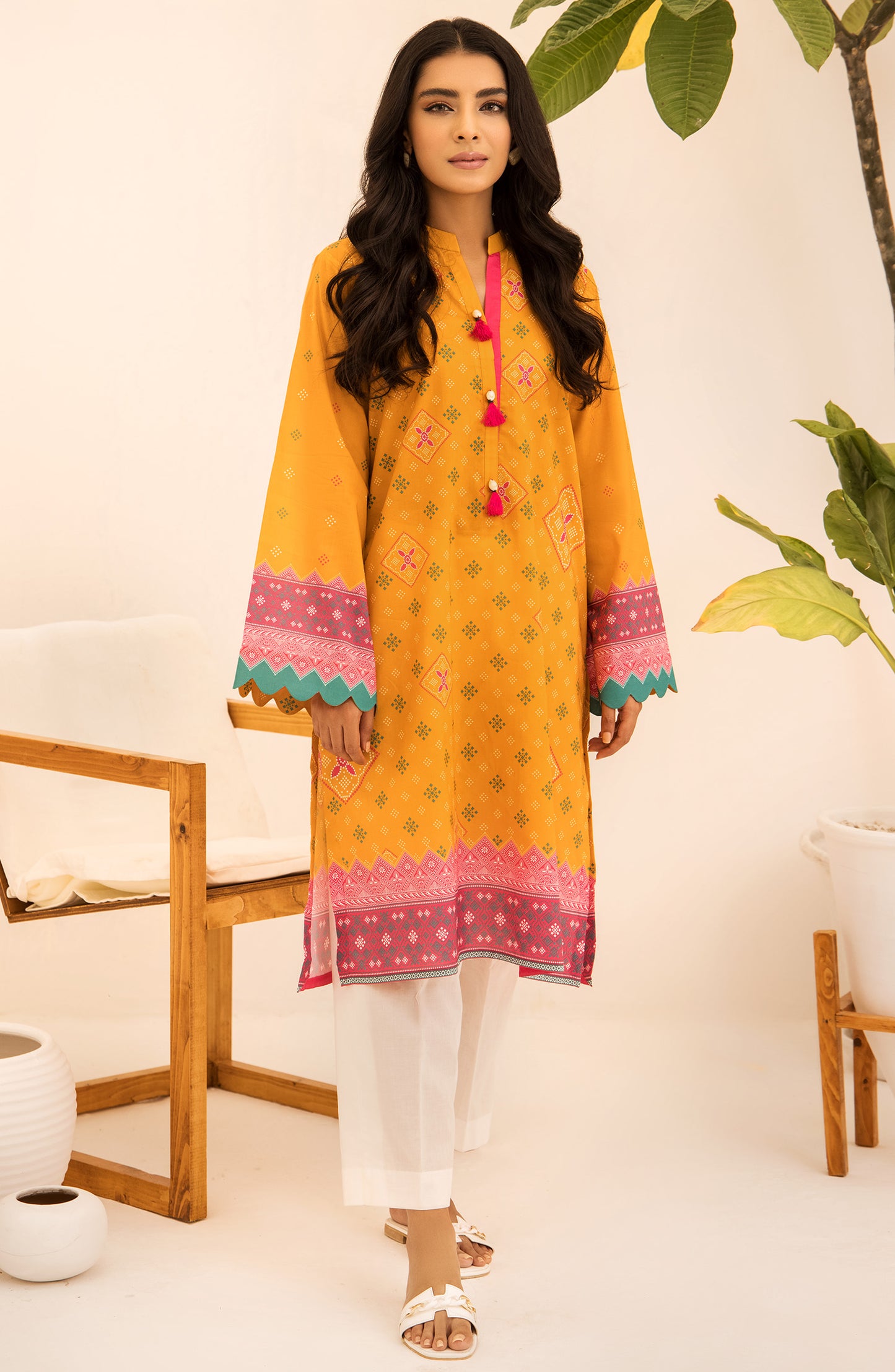 Unstitched 1 Piece Printed Heavy Lawn Shirt