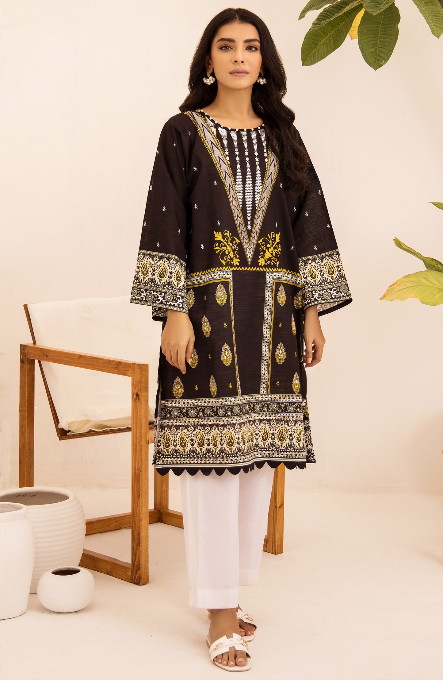 hcs-510-u-black  Unstitched 1 Piece printed khaddar Winter shirt 