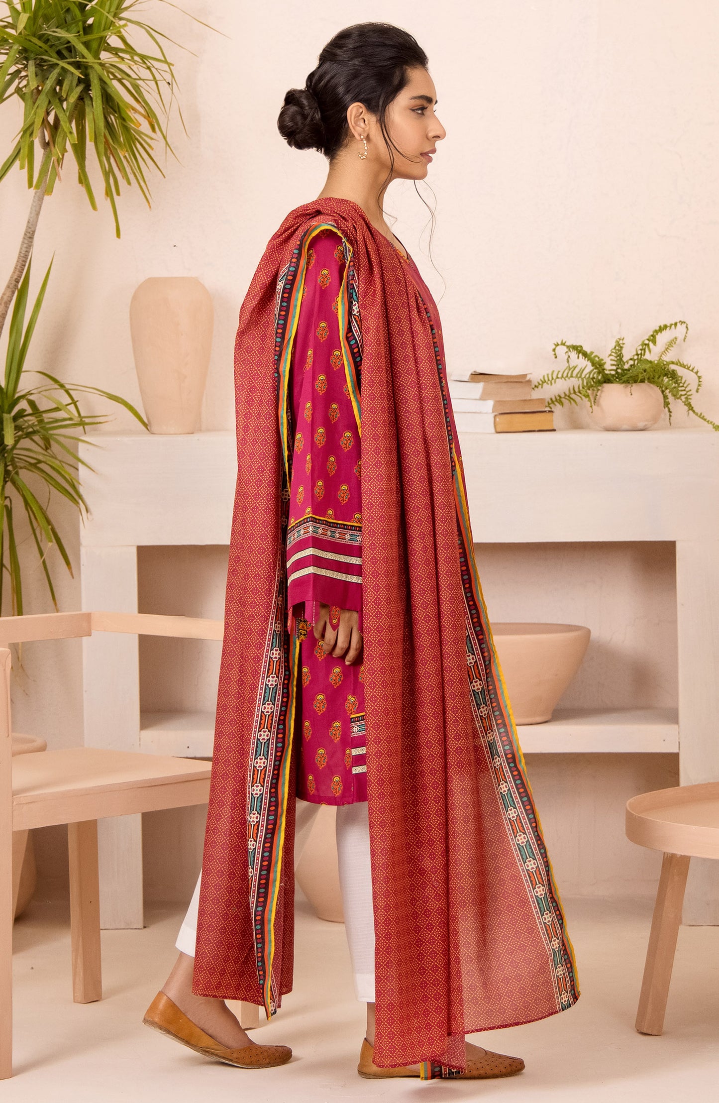 Unstitched 2 Piece Printed Heavy Lawn Shirt and Lawn Dupatta