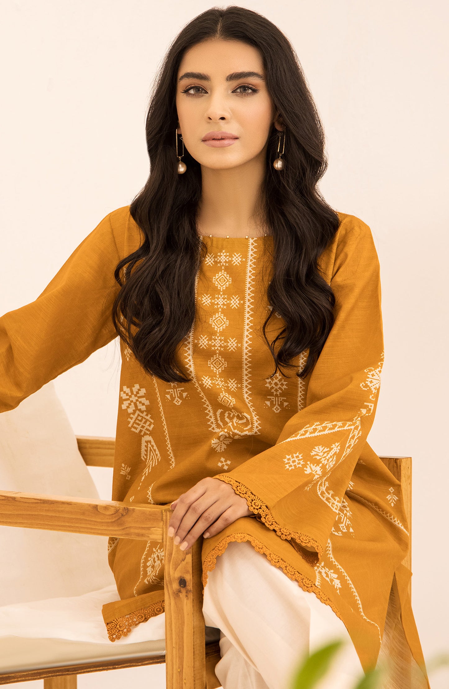 hcs-507-u-orange winter unstitched shirt