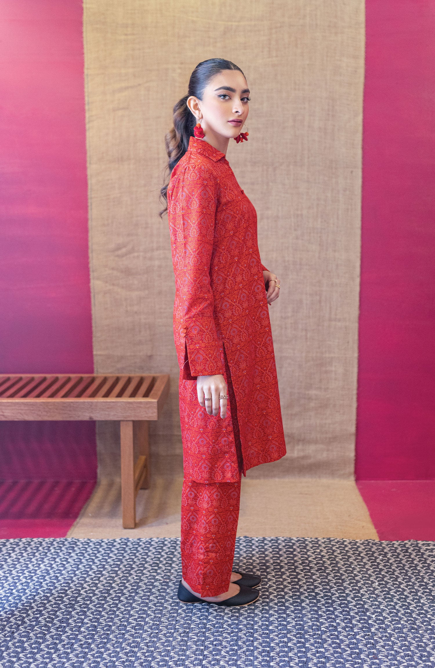 NRDS-22-084/U RED KHADDAR  UNSTITCHED SHIRT PANTS