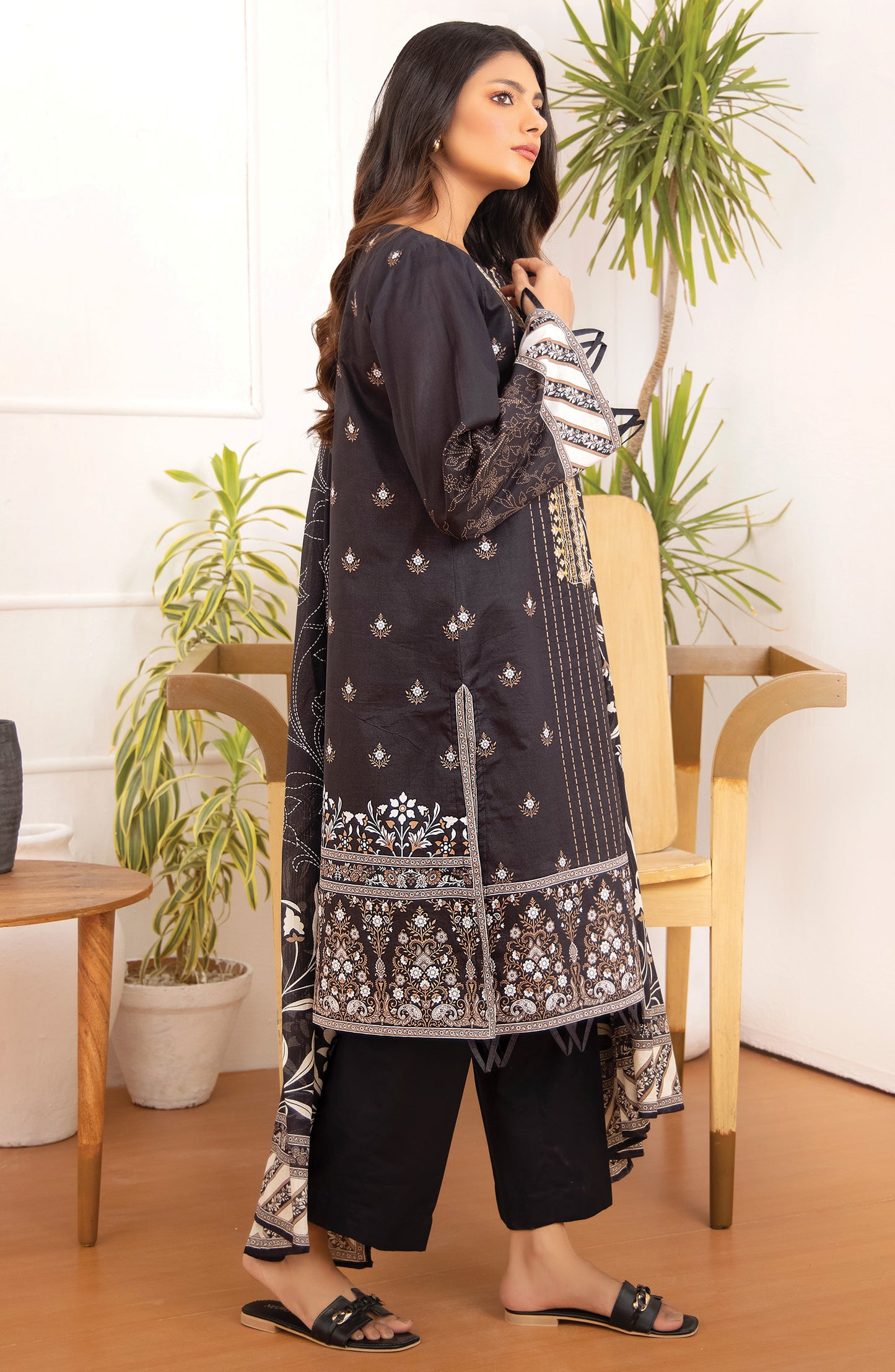 Unstitched 3 Piece Embroidered Lawn Suit