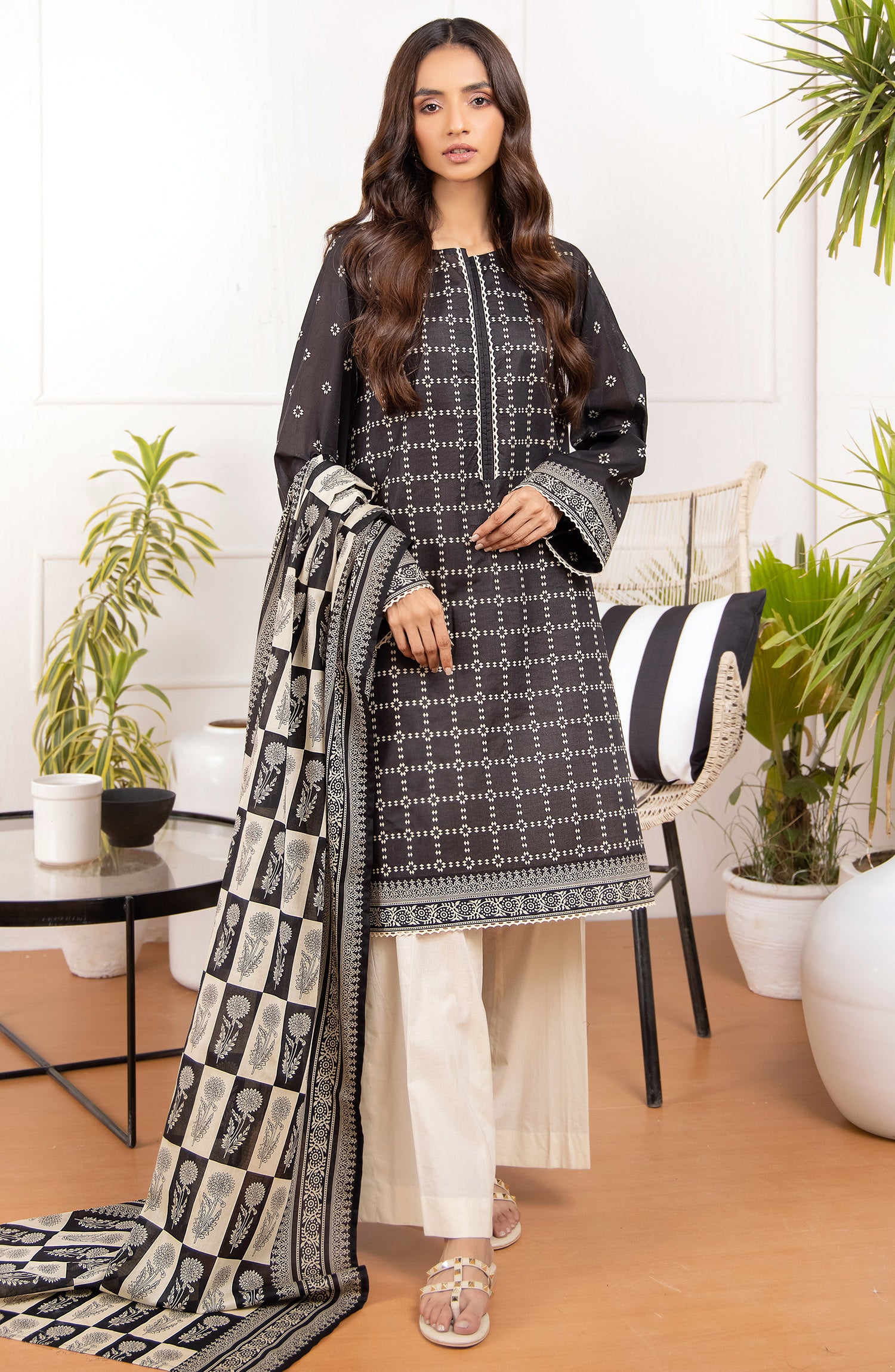 Unstitched 2 Piece Printed Lawn Shirt Dupatta (OTL-21-195/U BLACK)