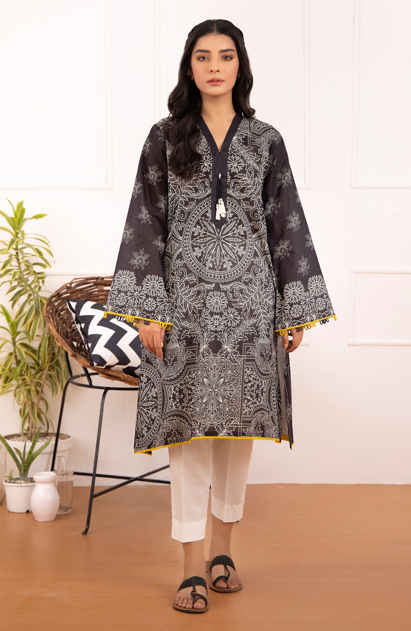 Unstitched 1 Piece Printed Lawn Shirt