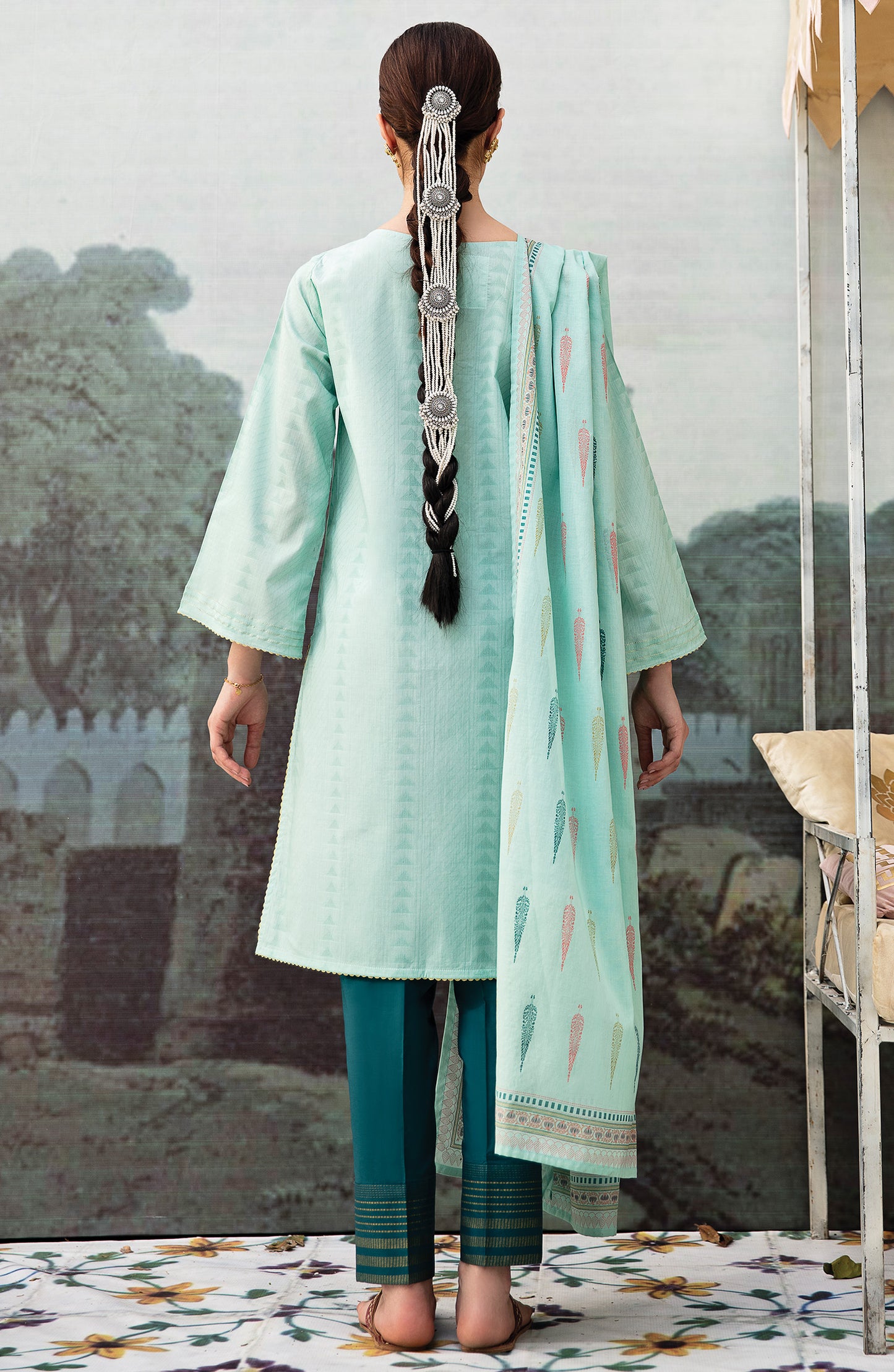 Unstitched 3 Piece Embroidered Jacquard Suit