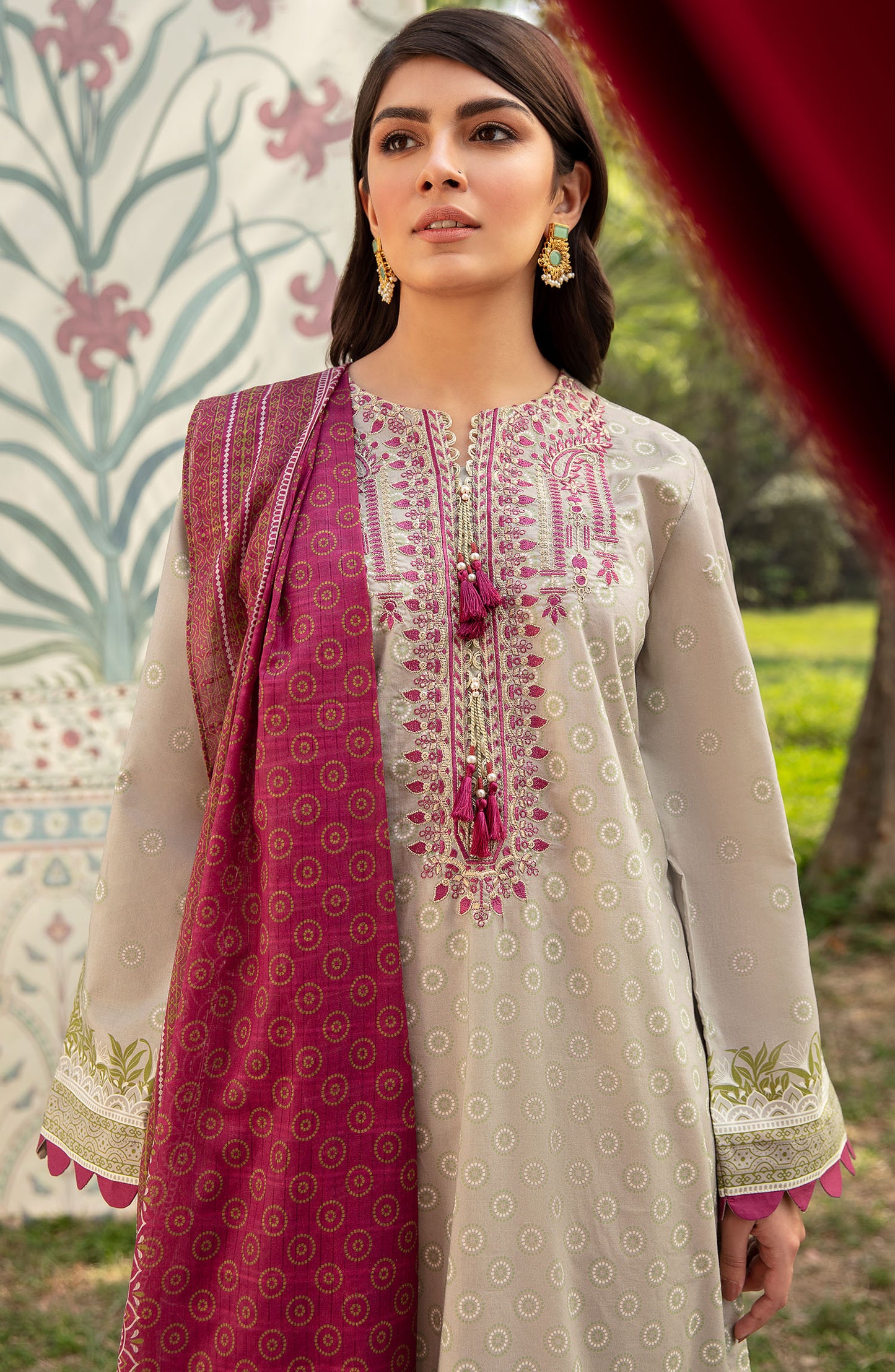 Unstitched 3 Piece Embroidered Lawn Suit
