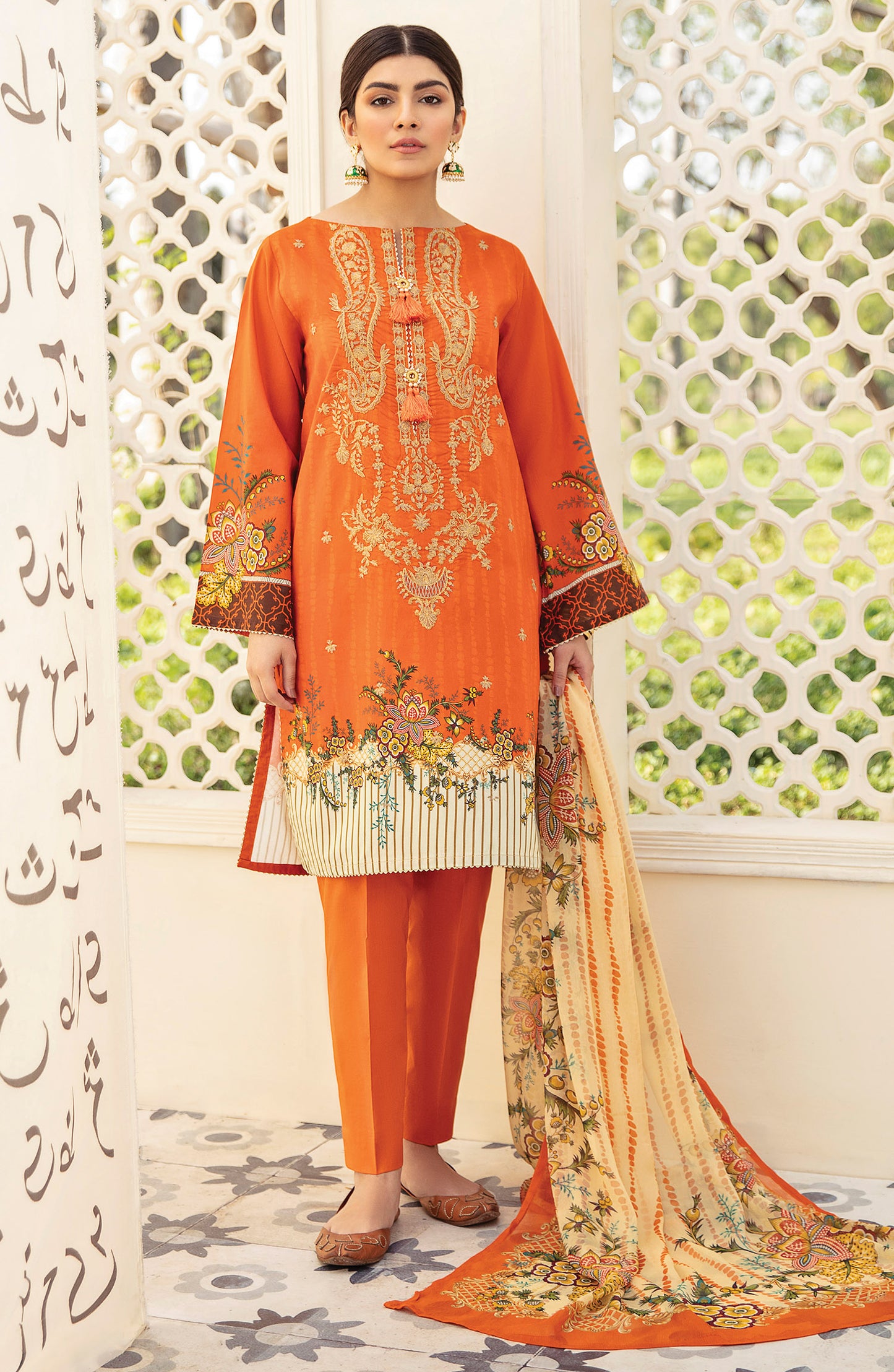 Unstitched 3 Piece Embroidered Lawn Suit