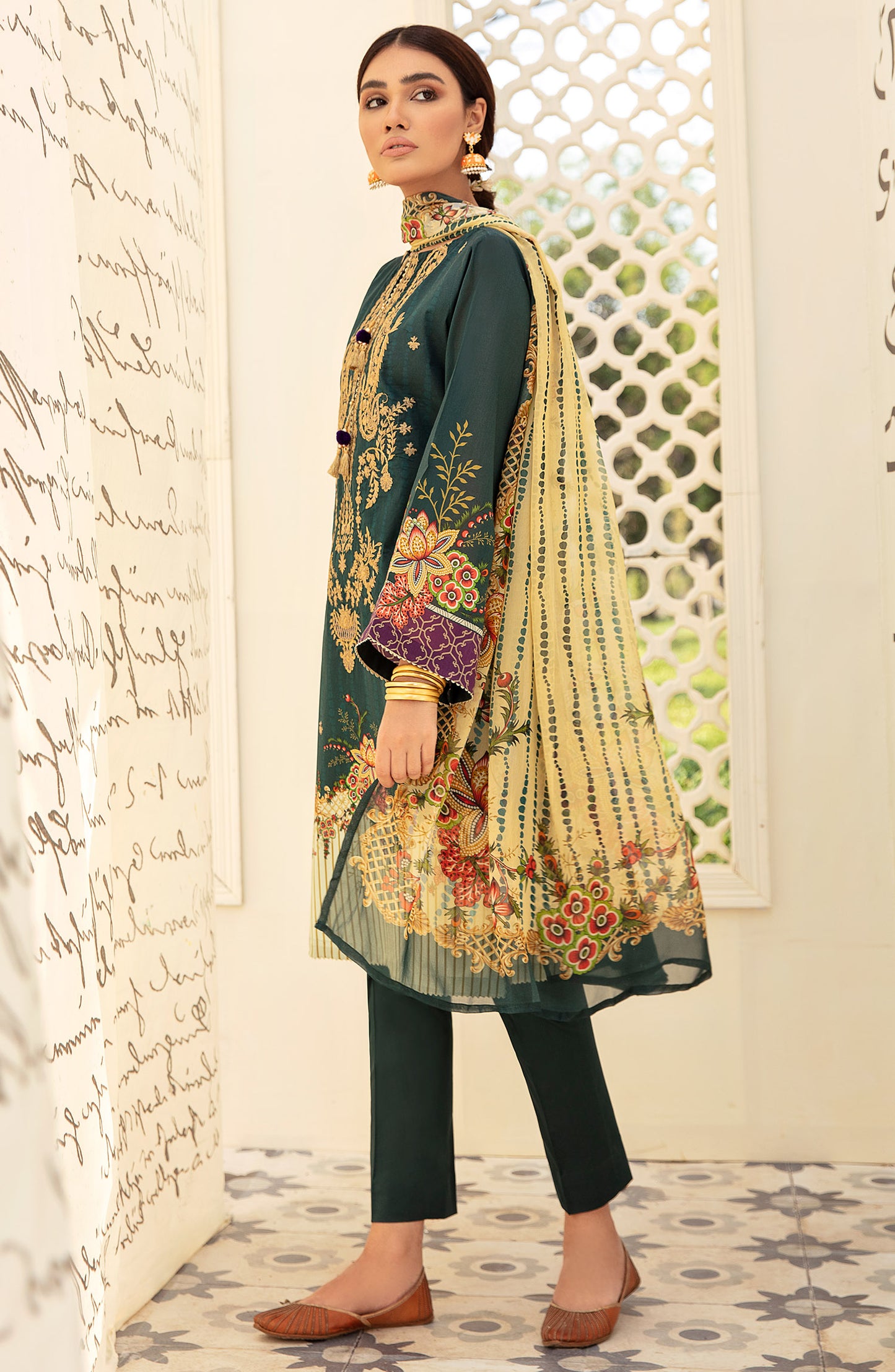 Unstitched 3 Piece Embroidered Lawn Suit