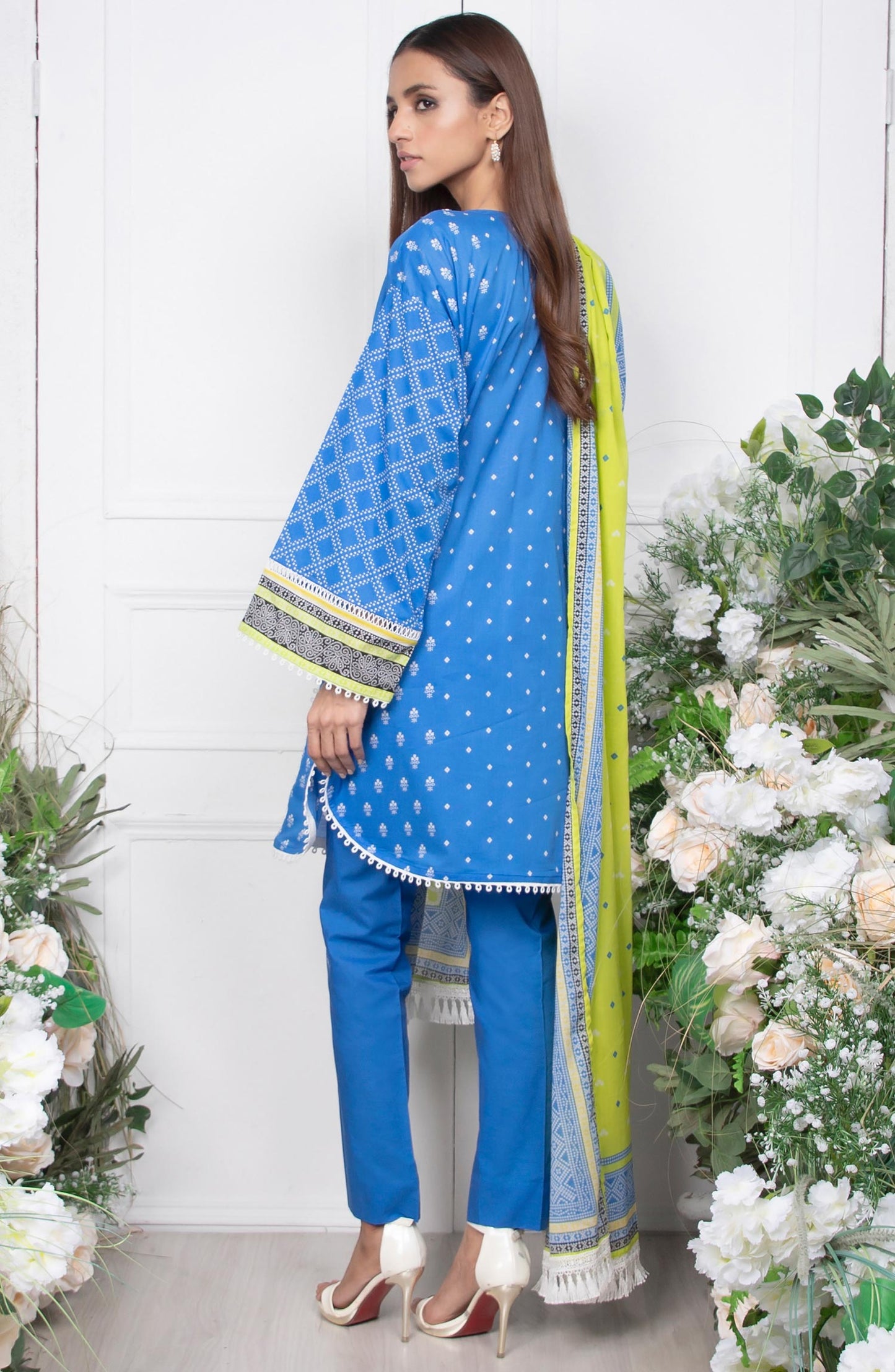 Unstitched 3 Piece Embroidered Lawn Suit