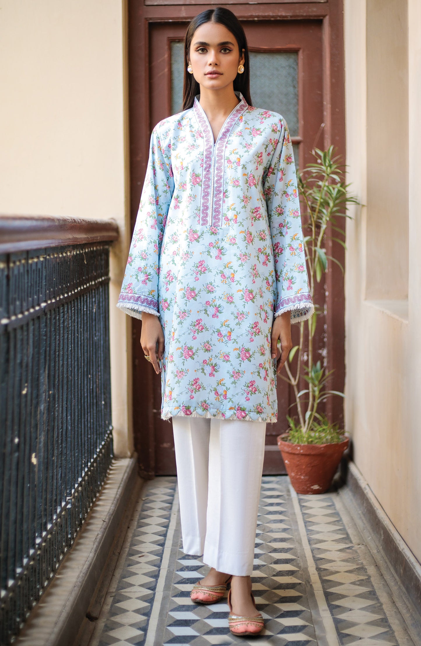 Unstitched 1 Piece Printed Lawn Shirt