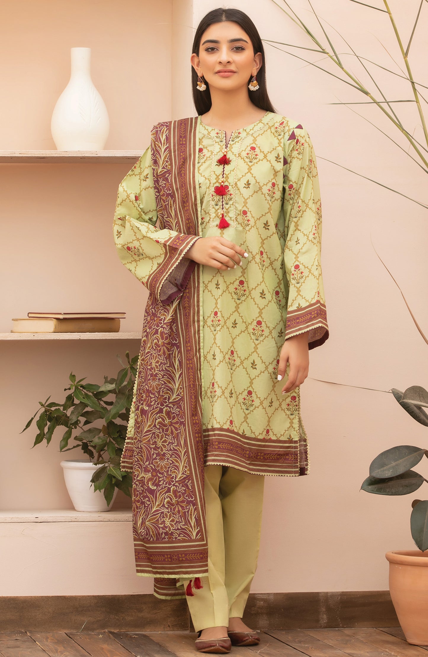 Unstitched 2 Piece Printed Lawn Shirt Dupatta