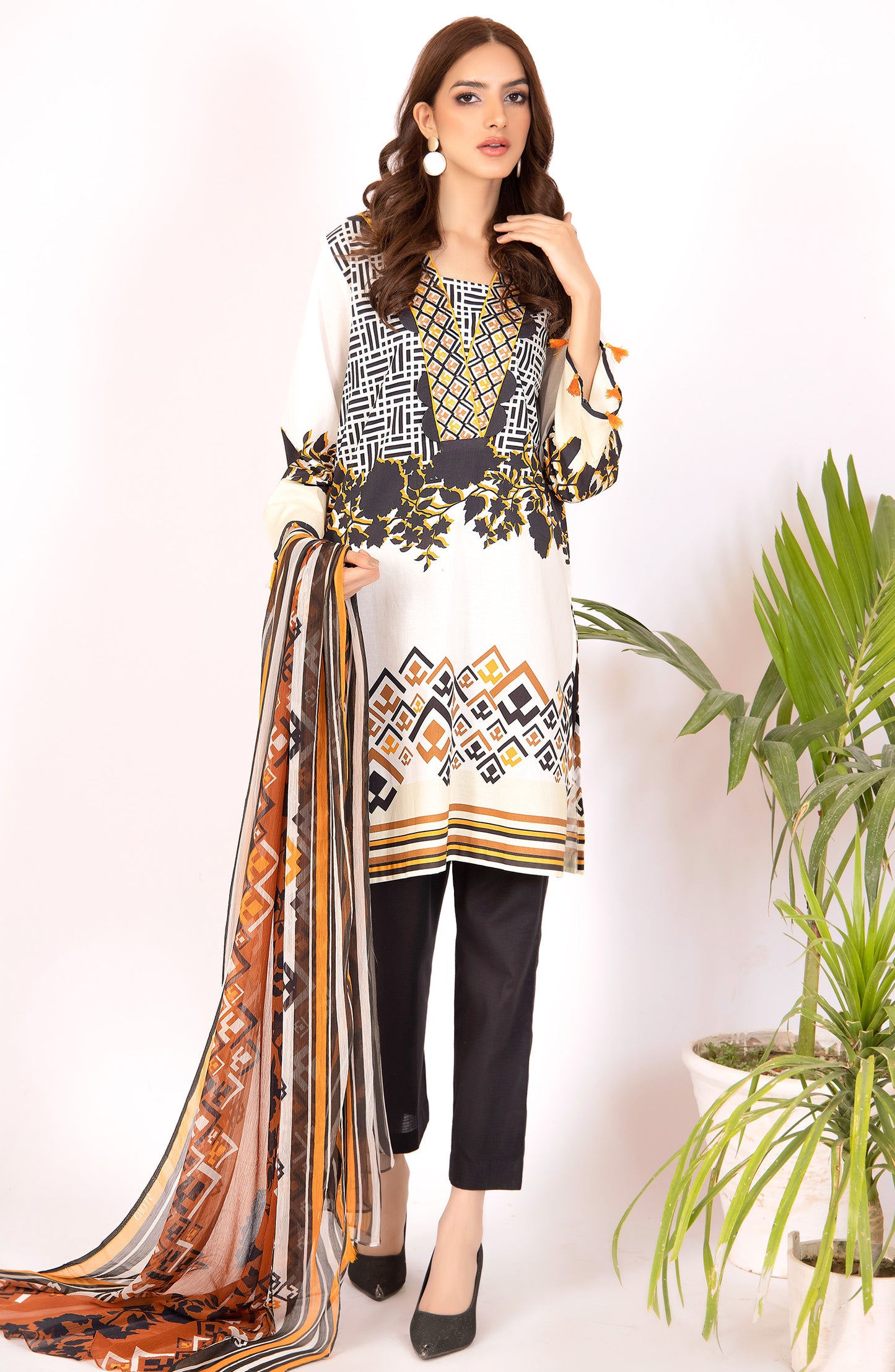 Unstitched 2 Piece Embroidered Lawn Shirt & Chiffon Dupatta