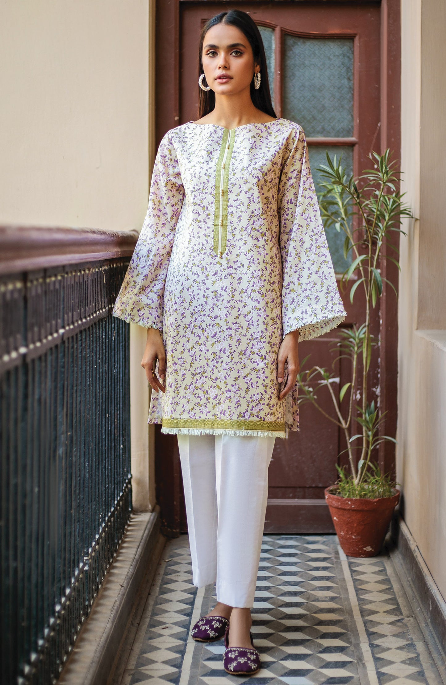 Unstitched 1 Piece Printed Lawn Shirt