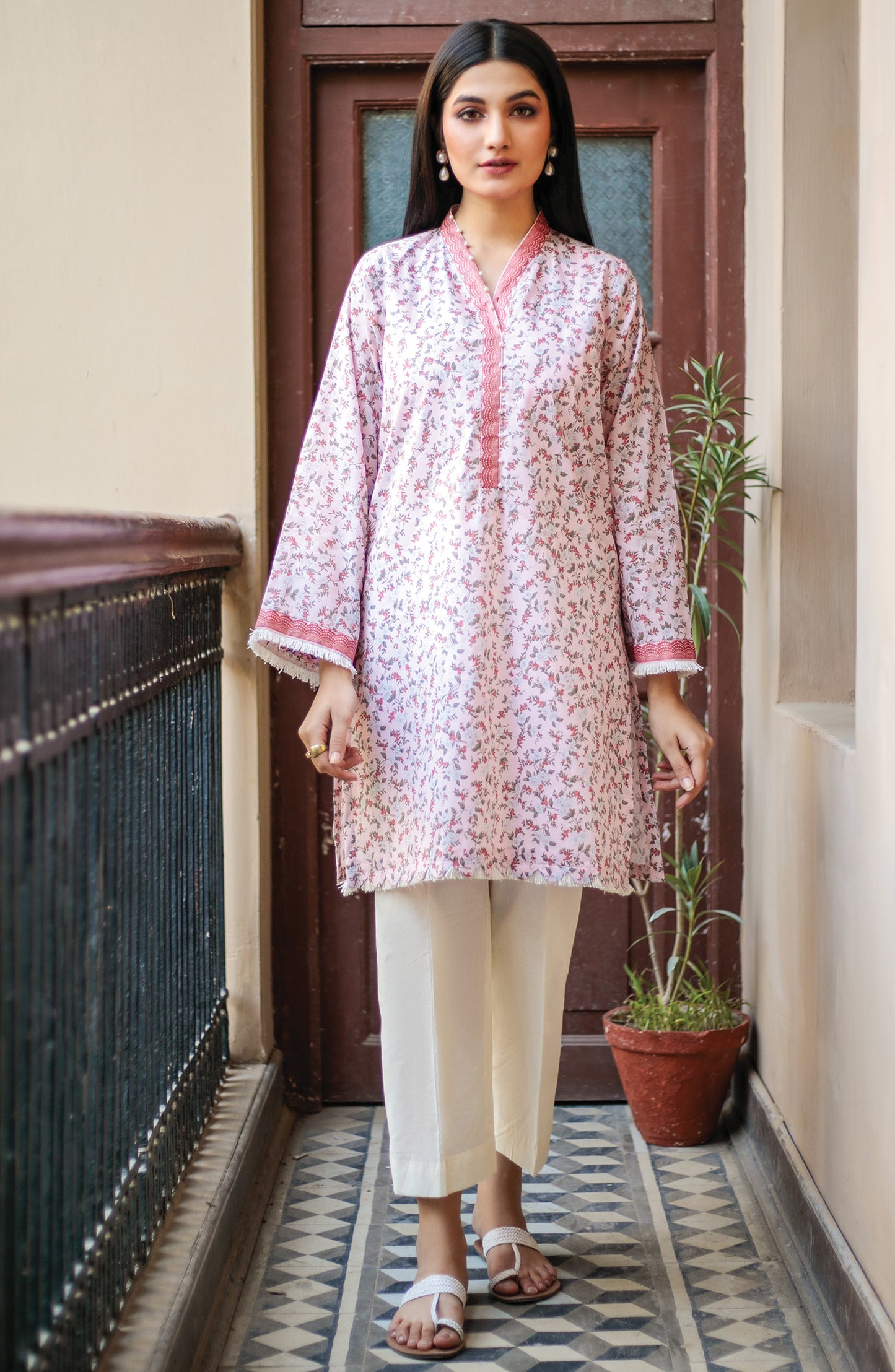 Unstitched 1 Piece Printed Lawn Shirt
